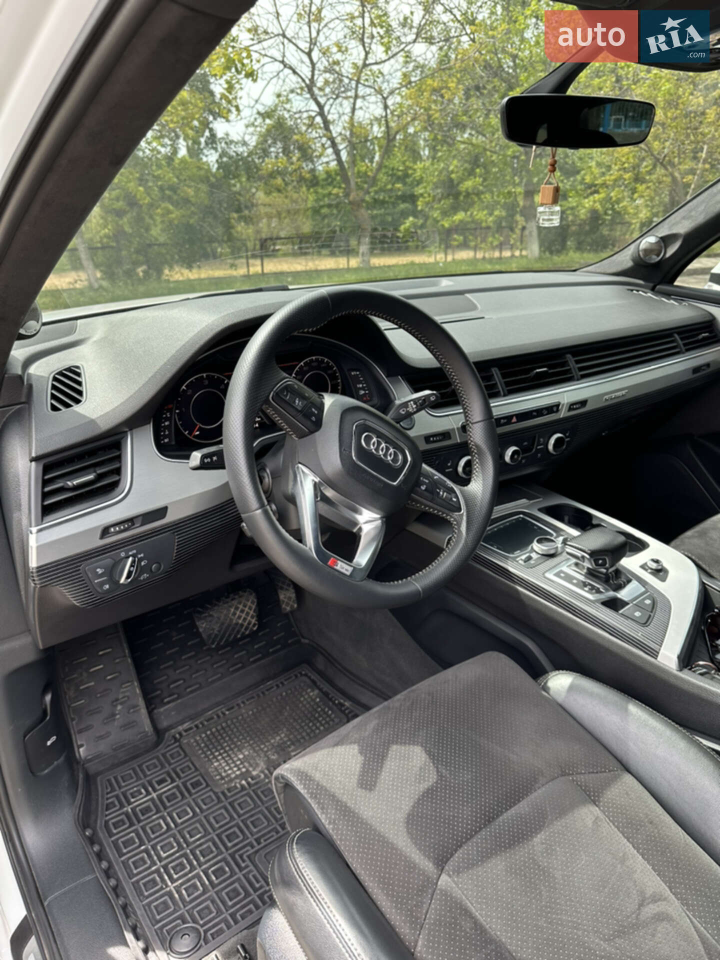 Audi Q7 2015 VIN WAUZZZ4M0GD017721 фото оголошення 15 з 26