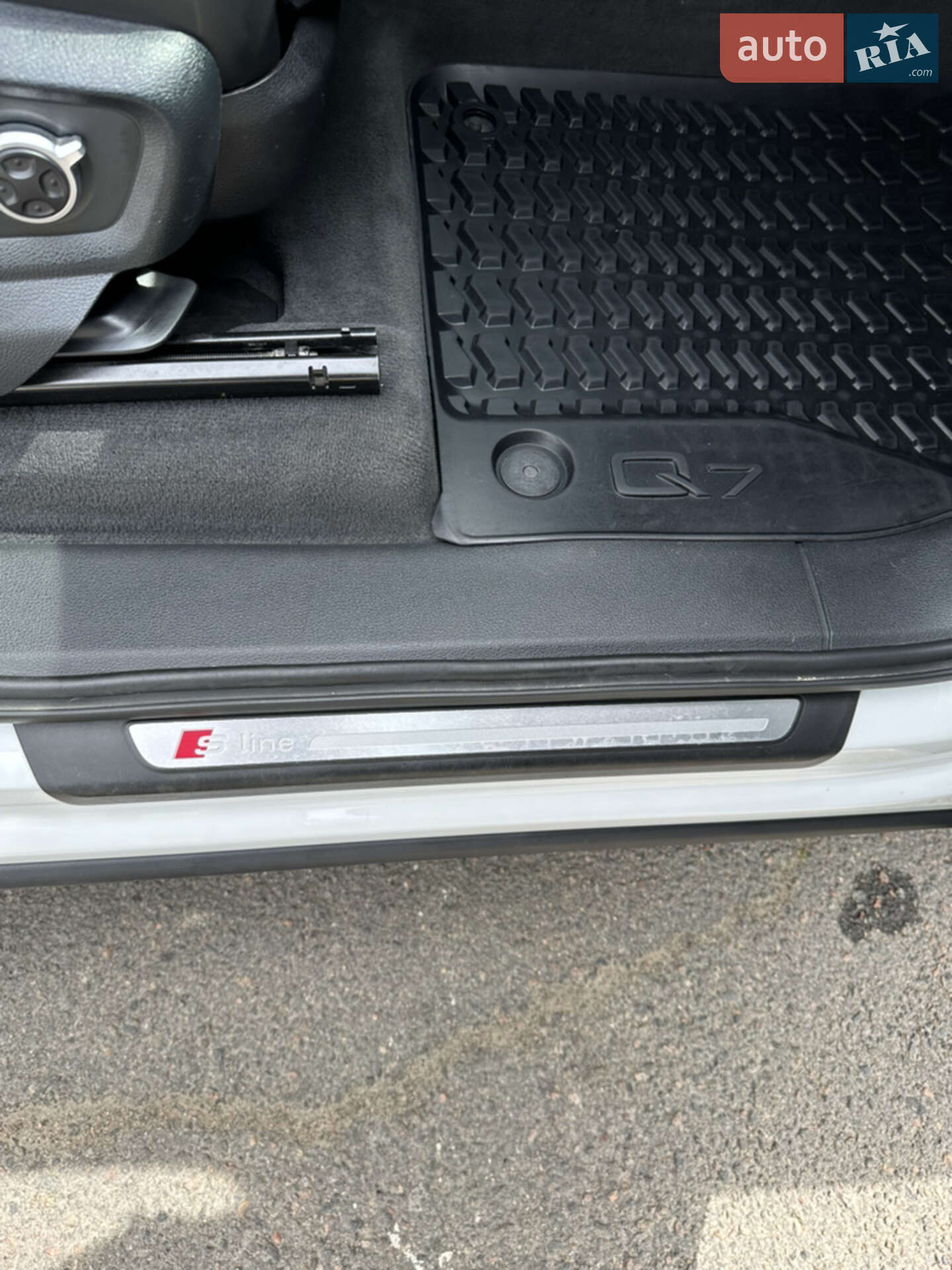 Audi Q7 2015 VIN WAUZZZ4M0GD017721 фото оголошення 20 з 26