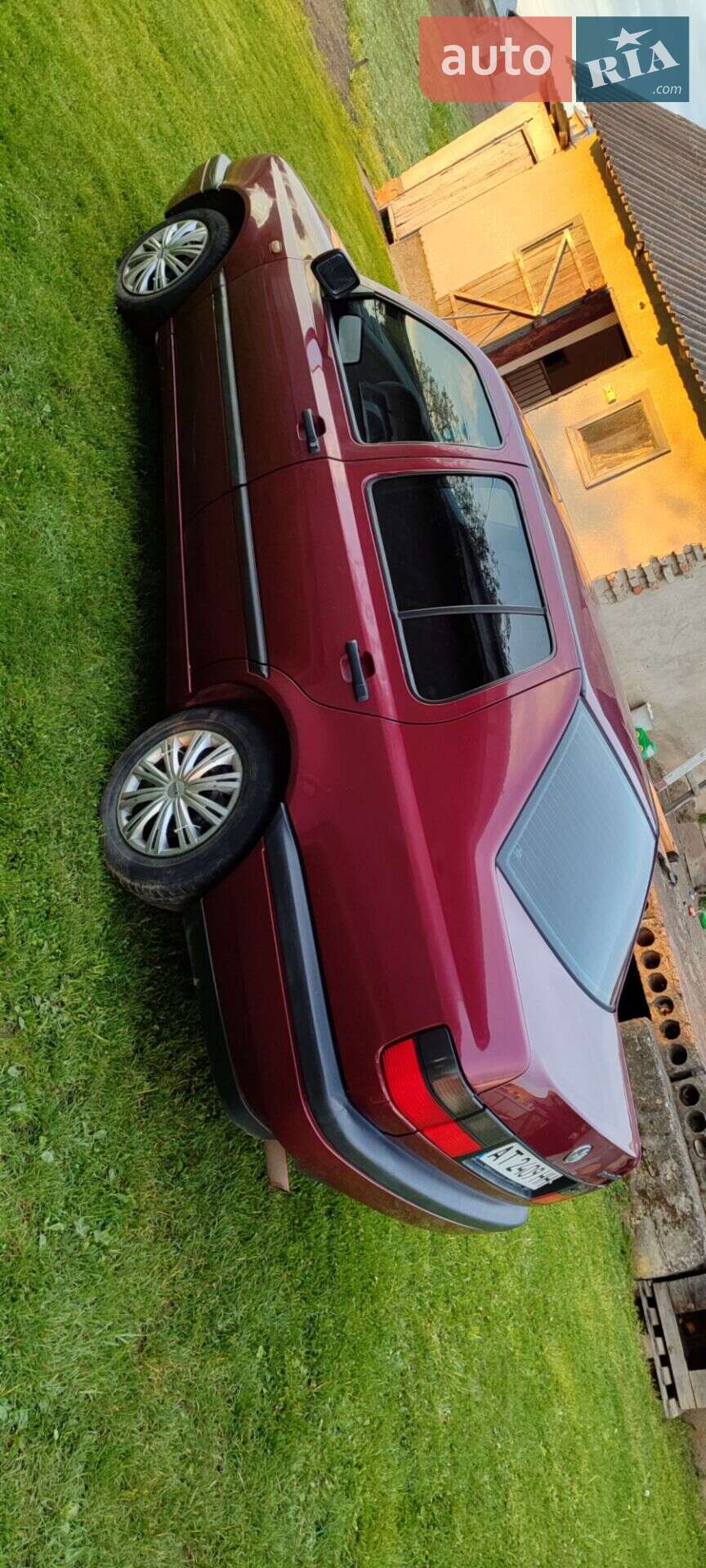 Volkswagen Vento 1996 VIN WVWZZZ16ZBW050103 фото оголошення 4 з 8