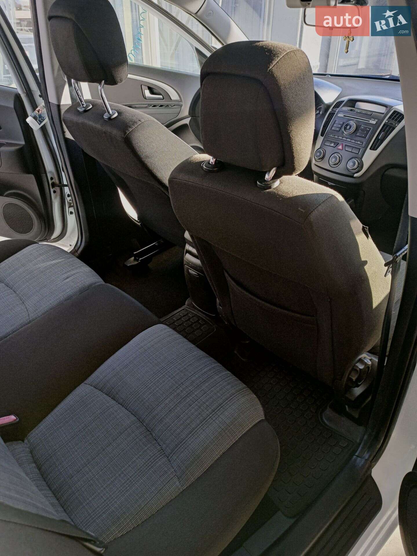 Kia Ceed 2010 VIN U5YHC816ABL183507 фото оголошення 6 з 8
