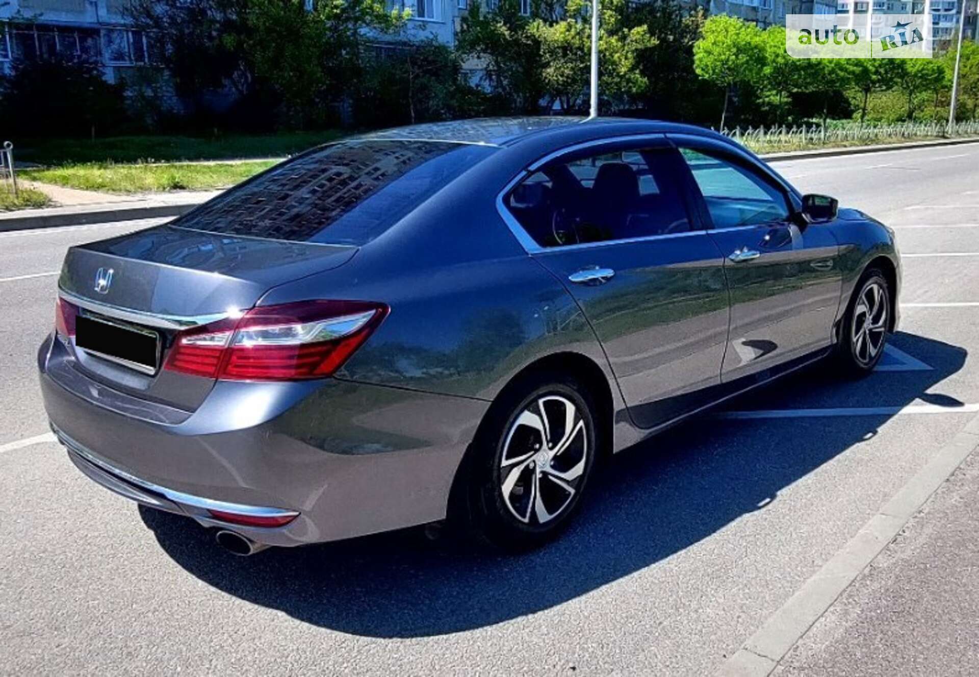 Honda Accord 2017 VIN 1HGCR2F30HA137026 фото оголошення 9 з 11