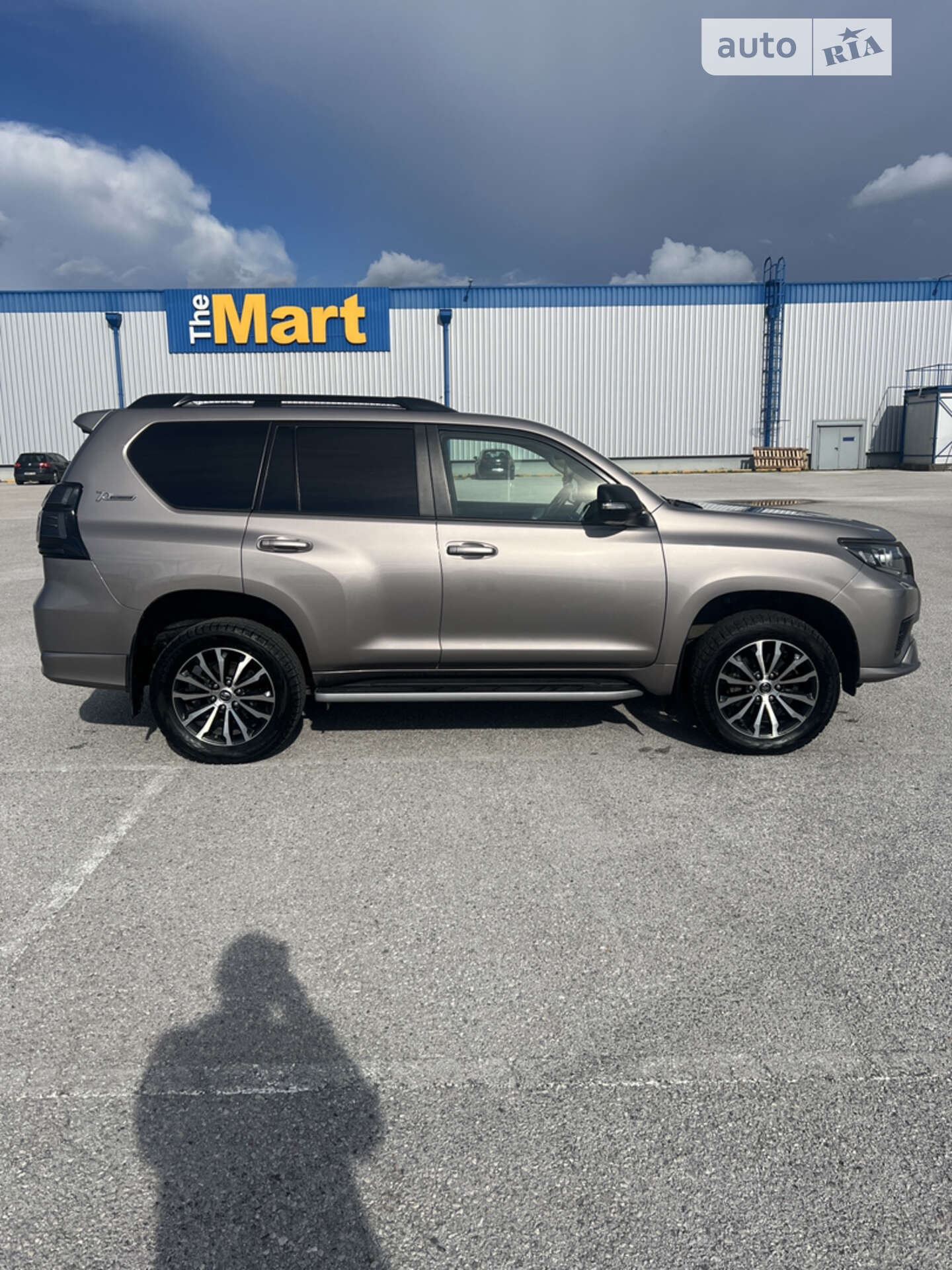 Toyota Land Cruiser Prado 2021 VIN JTEBU3FJ90K212619 фото оголошення 4 з 17