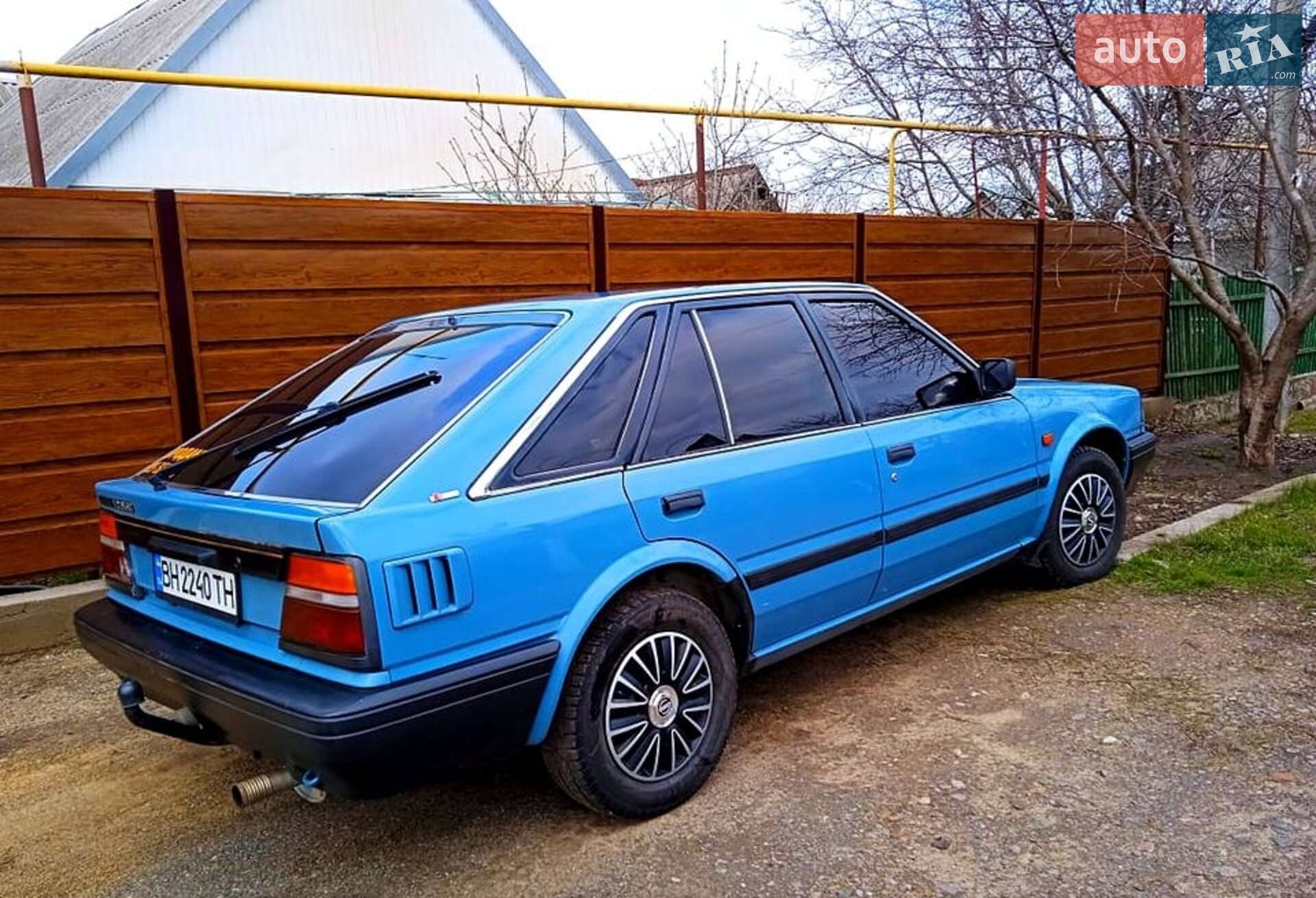 Nissan Bluebird 1989 VIN SJN0F0T72U0266590 фото оголошення 3 з 9