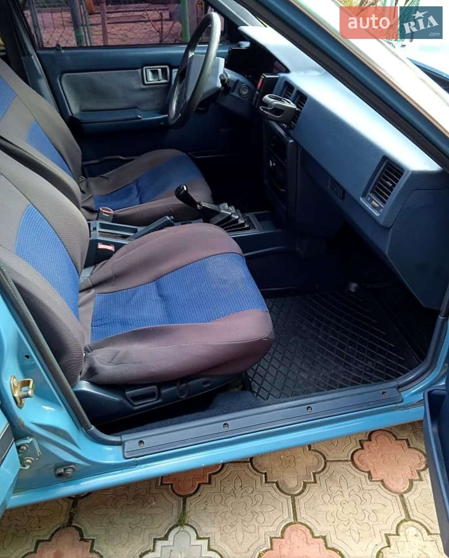 Nissan Bluebird 1989 VIN SJN0F0T72U0266590 фото оголошення 8 з 9