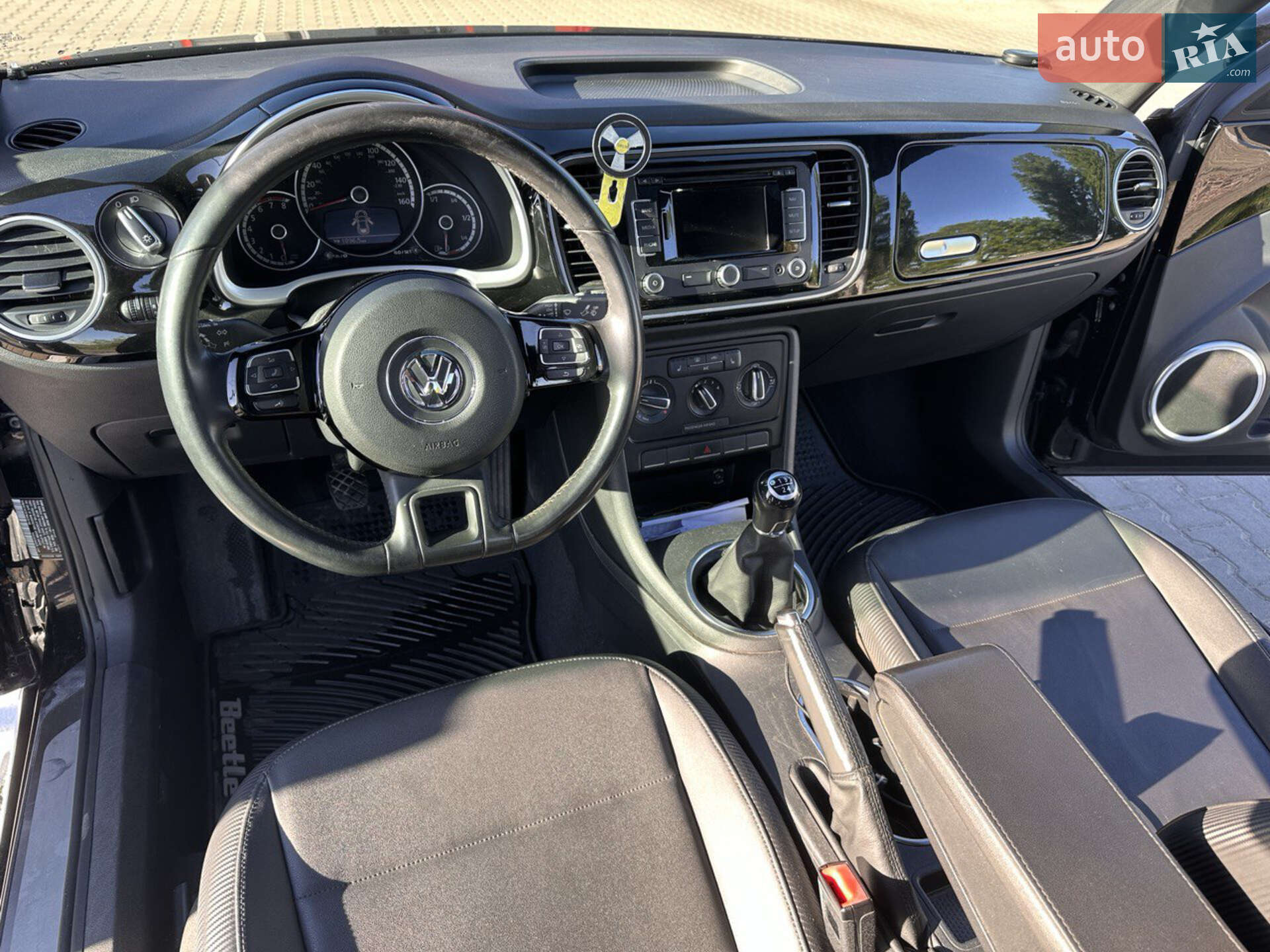 Volkswagen Beetle 2015 VIN 3VWH07ATXFM628168 фото оголошення 21 з 25
