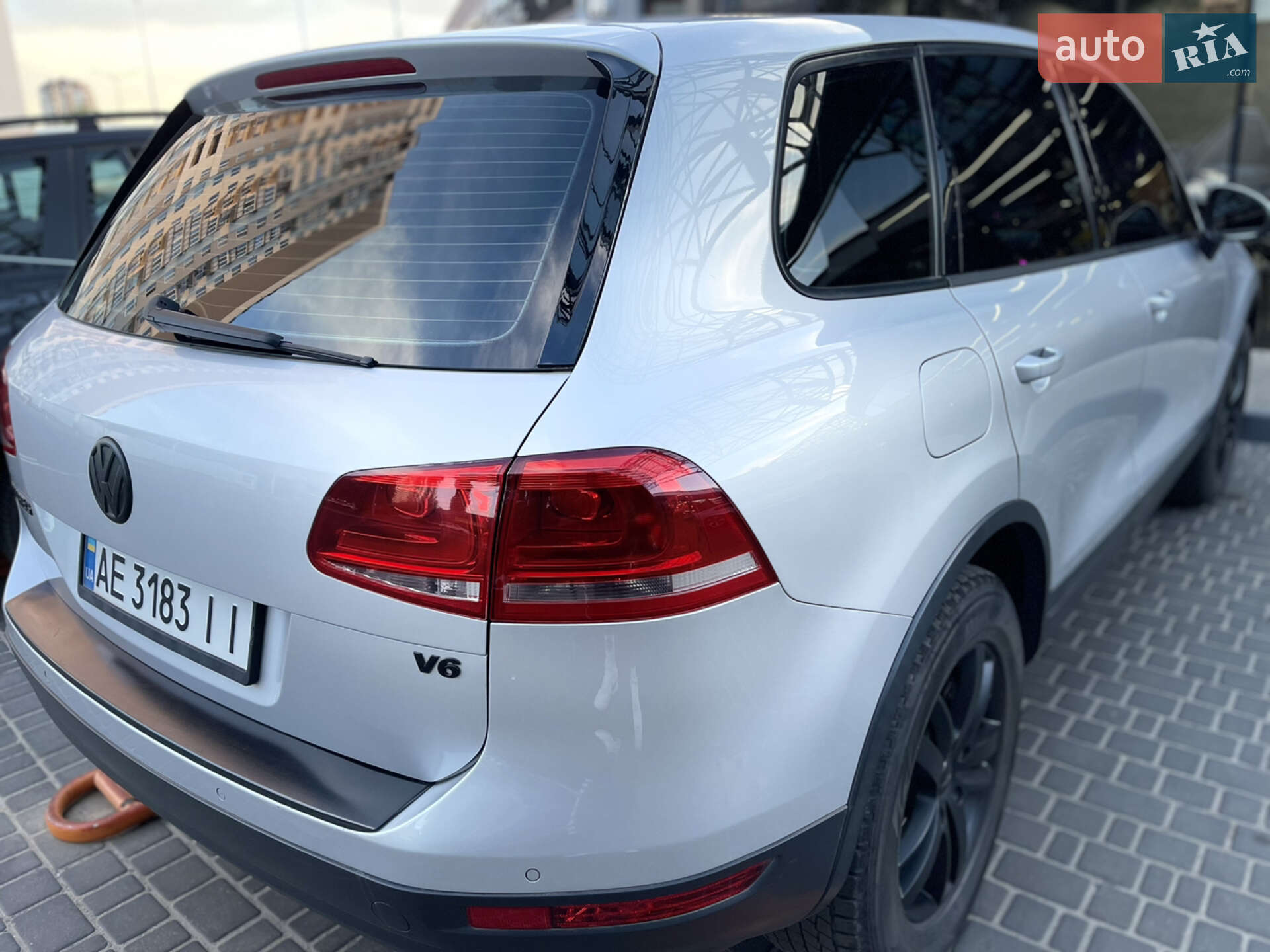 Volkswagen Touareg 2011 VIN WVGBC27P8BD035956 фото оголошення 3 з 12