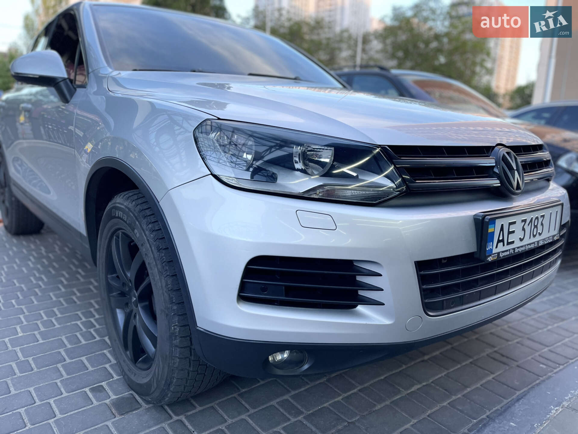 Volkswagen Touareg 2011 VIN WVGBC27P8BD035956 фото оголошення 2 з 12