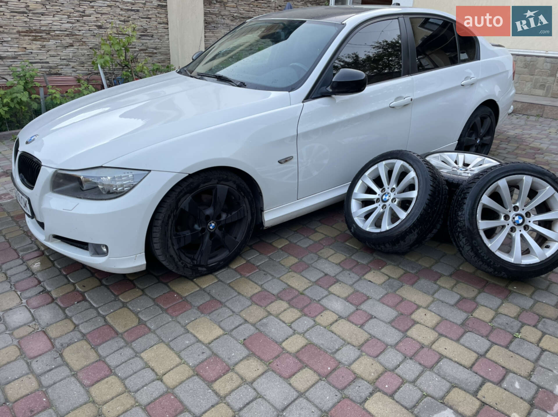 BMW 3 Series 2010 VIN WBAPG51060A843522 фото оголошення 3 з 22