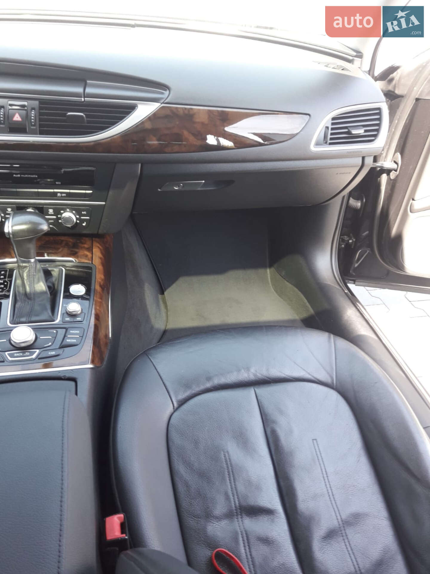 Audi A6 2014 VIN WAUCFAFC7FN035615 фото оголошення 9 з 14
