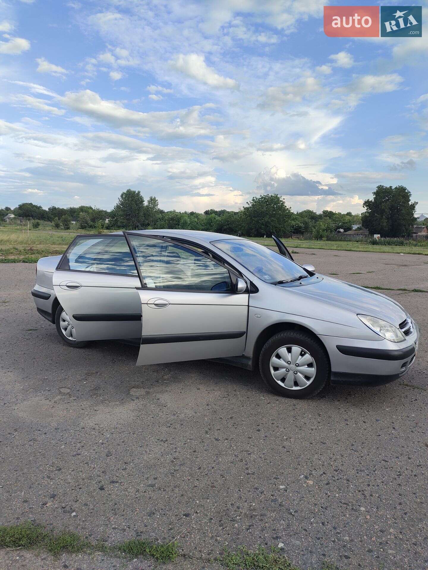Citroen C5 2001 VIN VF7DCRFNC76040241 фото оголошення 3 з 13