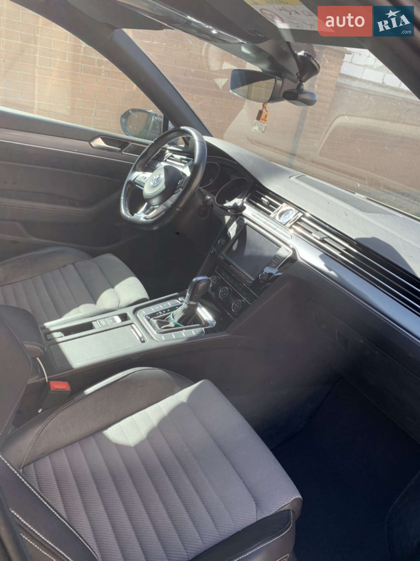 Volkswagen Passat 2017 VIN WVWZZZ3CZHE134259 фото оголошення 7 з 48