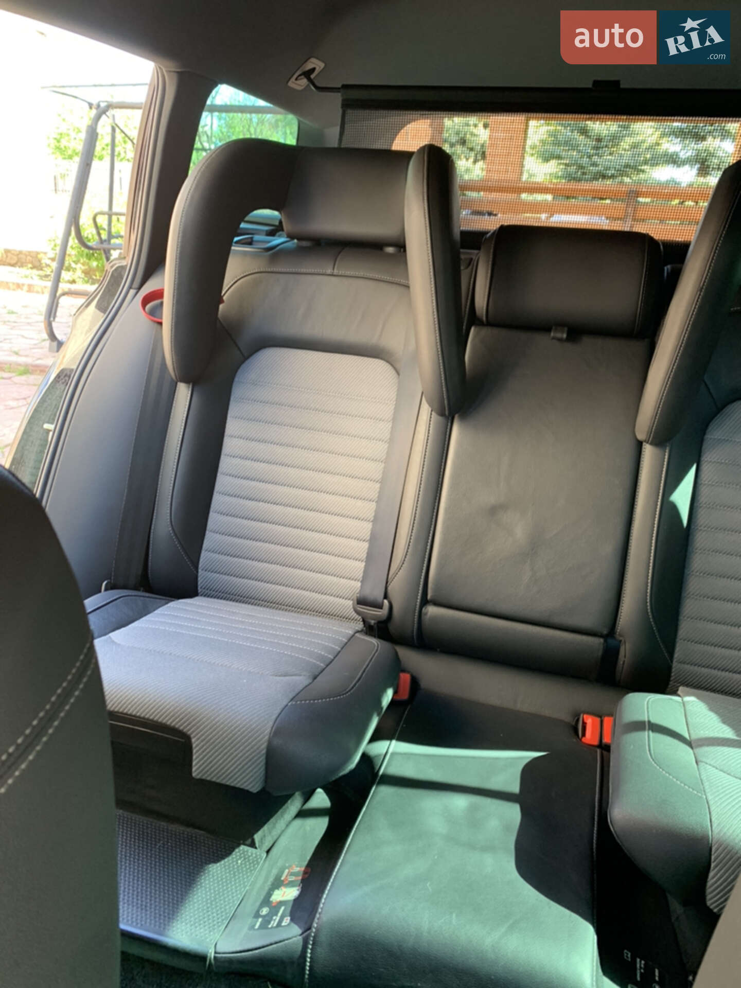 Volkswagen Passat 2017 VIN WVWZZZ3CZHE134259 фото оголошення 28 з 48