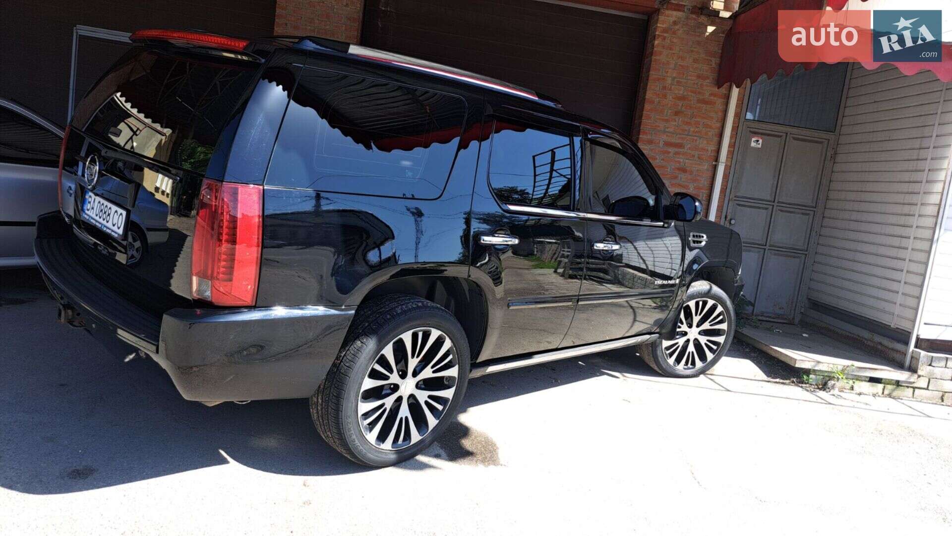 Cadillac Escalade 2008 VIN 1GYFK63888R243212 фото оголошення 5 з 23