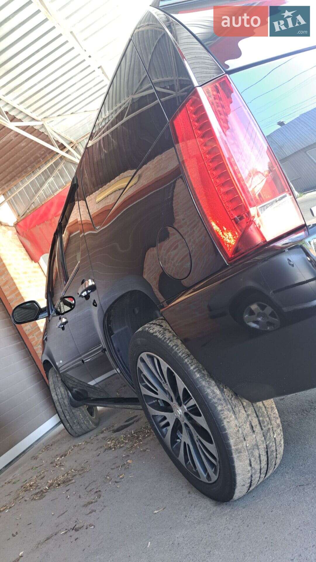 Cadillac Escalade 2008 VIN 1GYFK63888R243212 фото оголошення 8 з 23