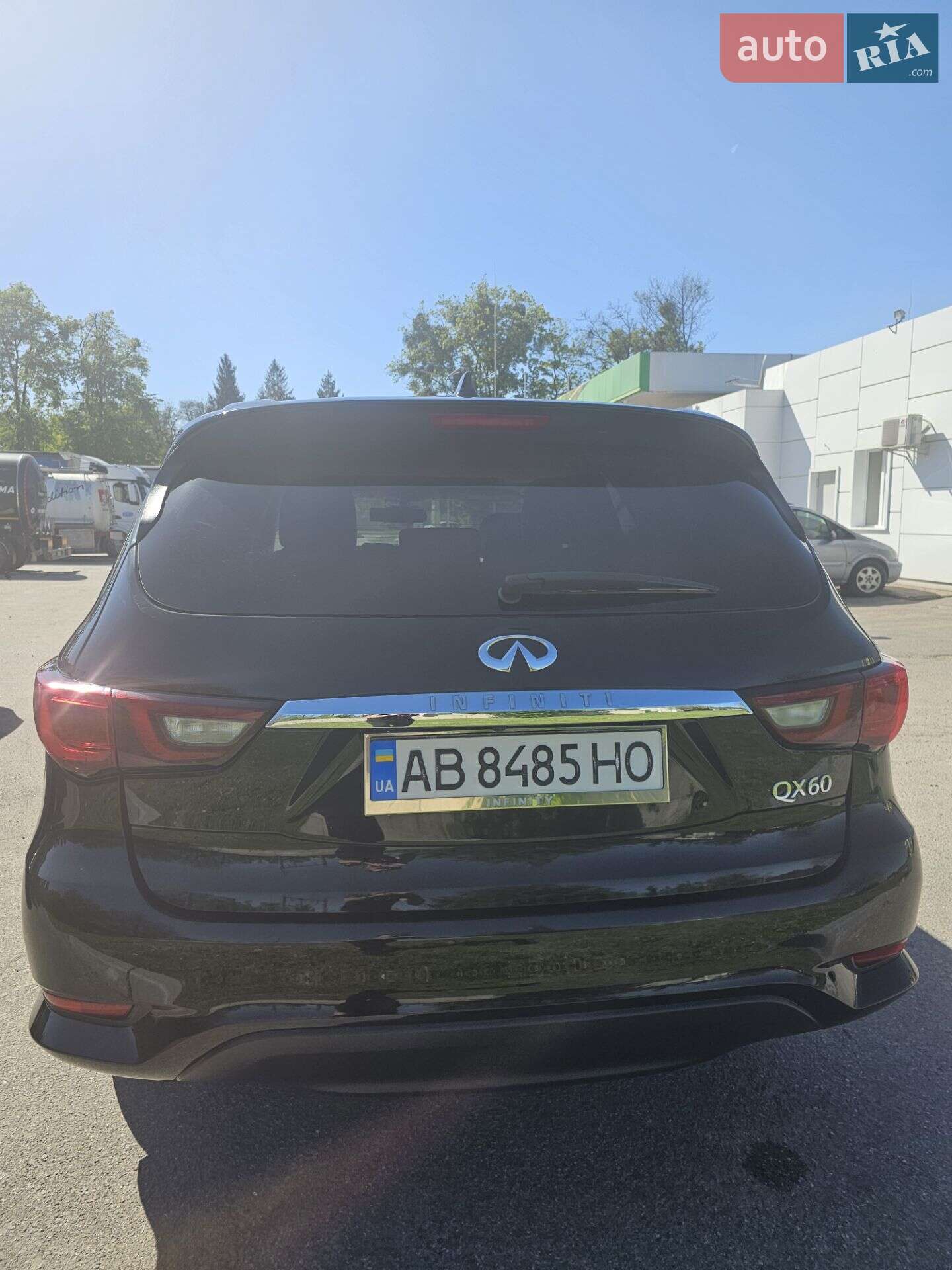 Infiniti QX60 2018 VIN 5N1DL0MNXJC528896 фото оголошення 5 з 17