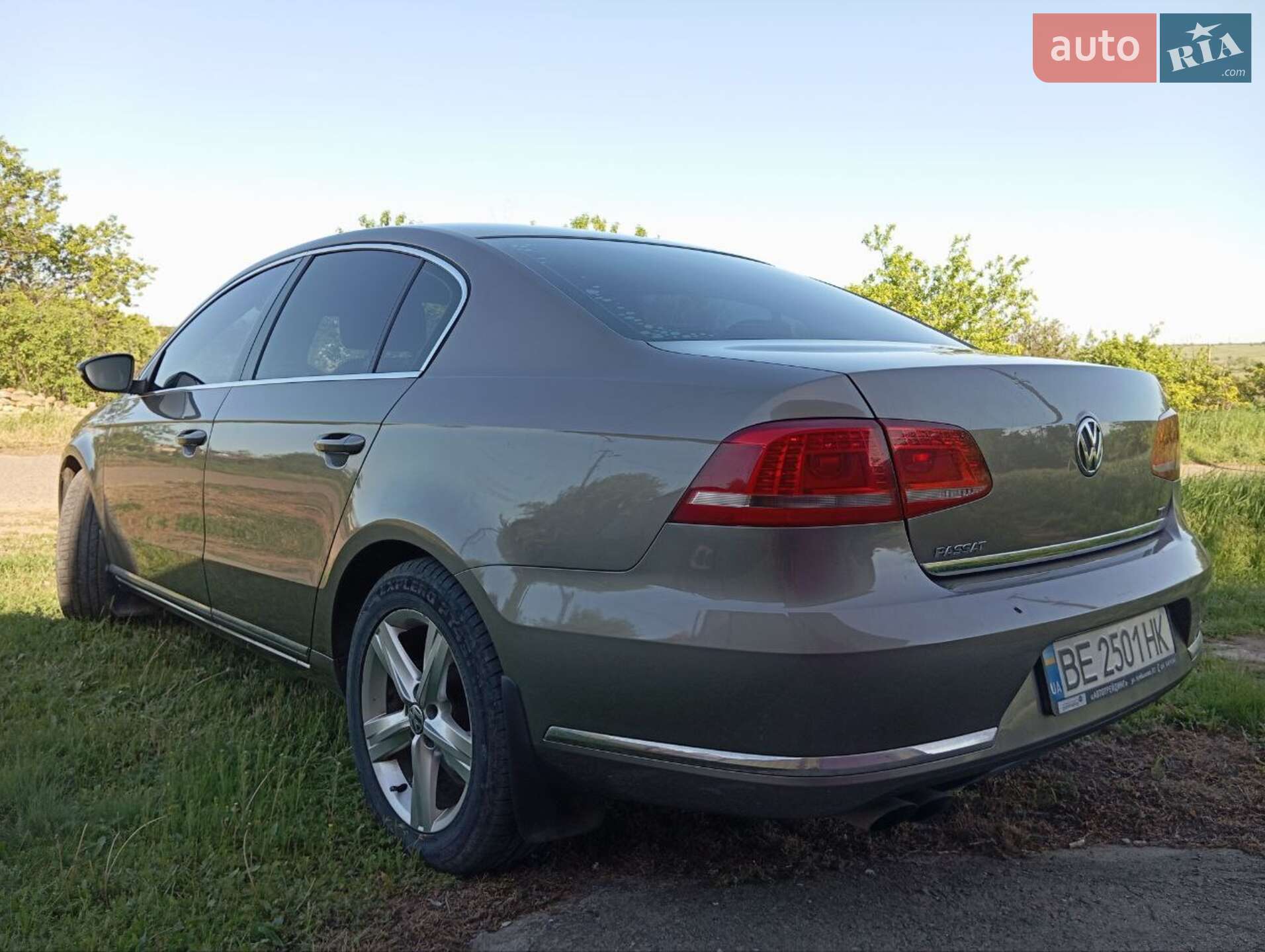 Volkswagen Passat 2011 VIN WVWZZZ3CZCP002385 фото оголошення 3 з 27