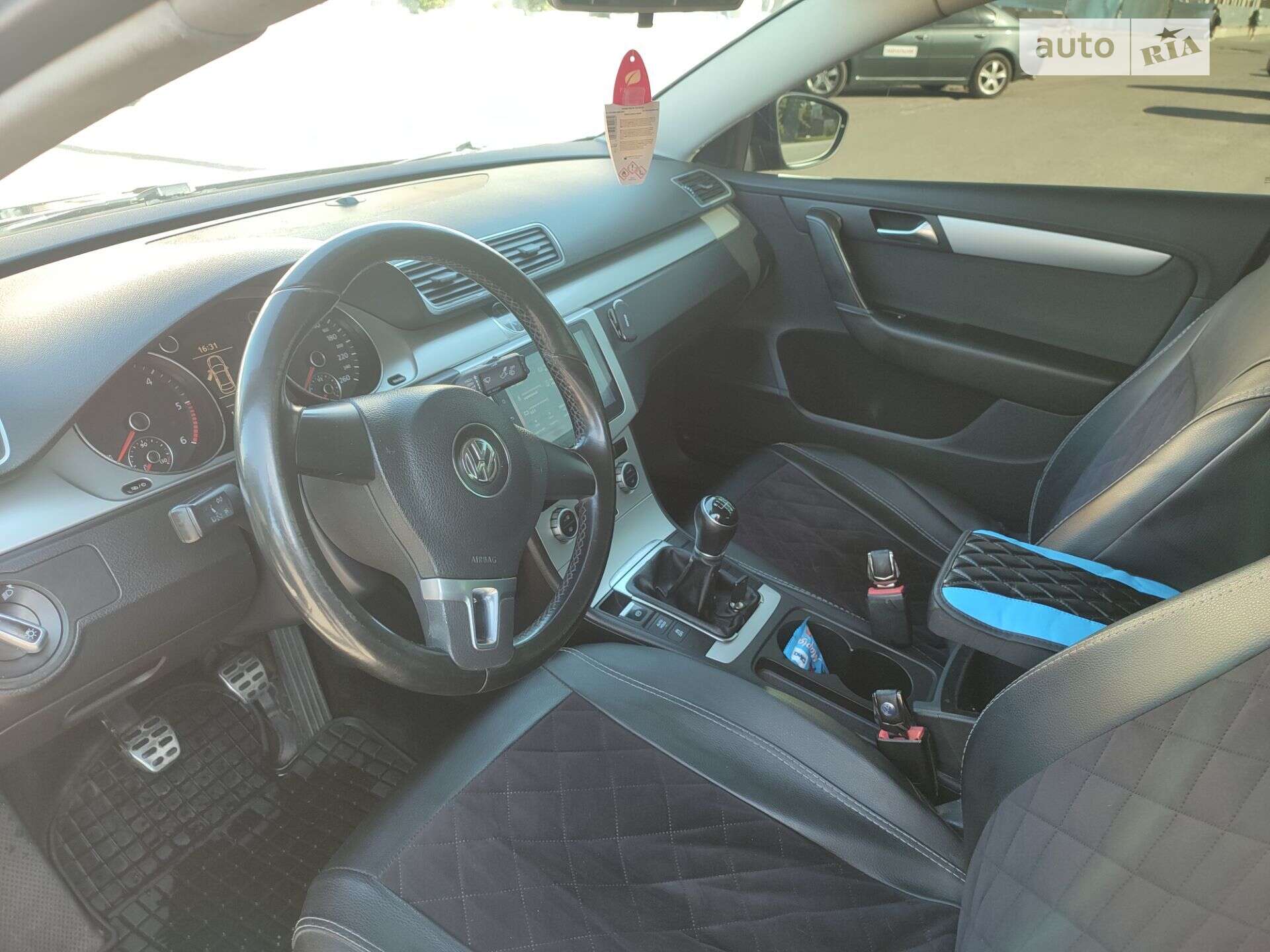 Volkswagen Passat 2012 VIN WVWZZZ3CZDP022031 фото оголошення 12 з 12