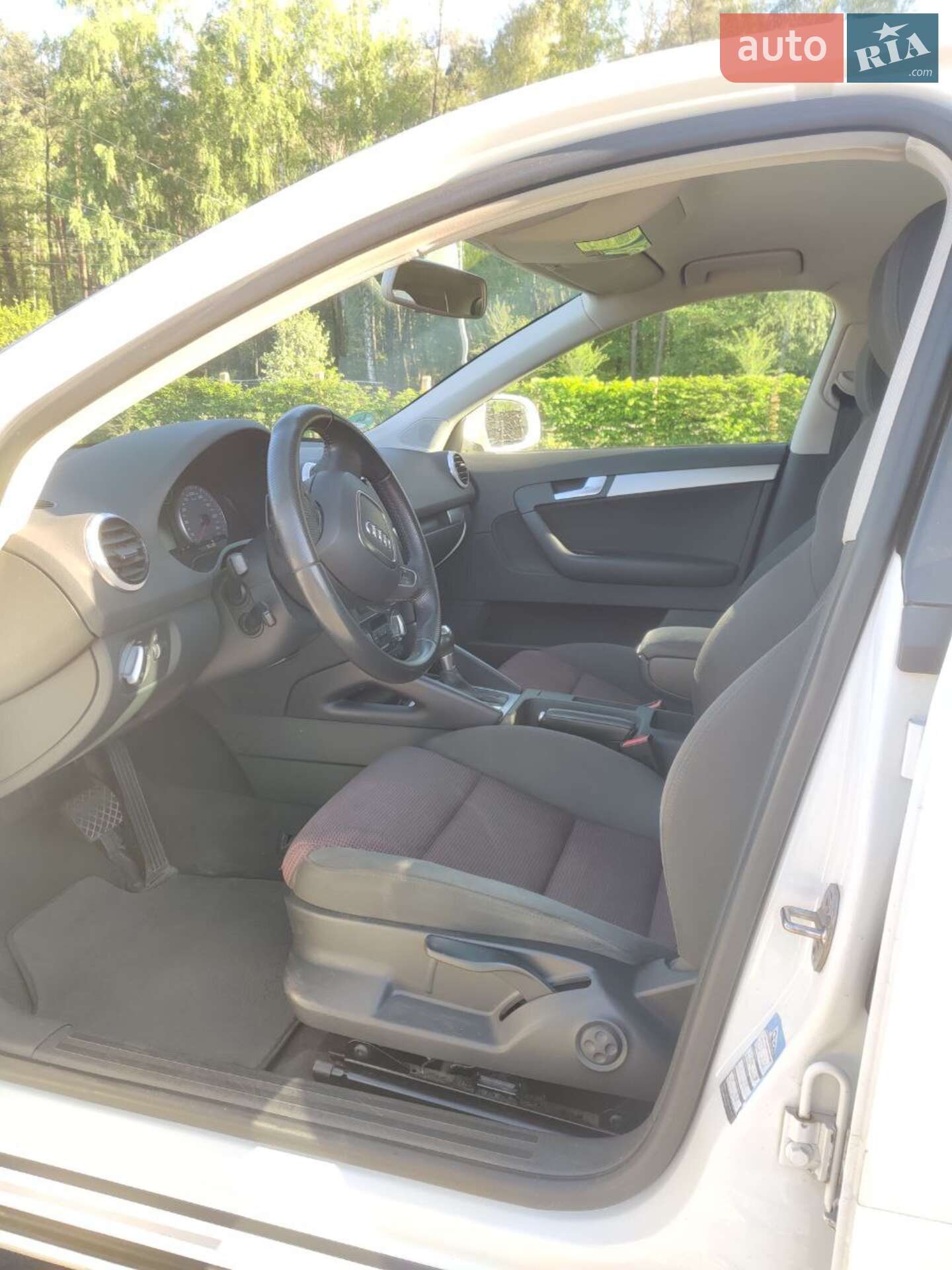 Audi A3 2012 VIN WAUZZZ8P0DA054821 фото оголошення 12 з 17