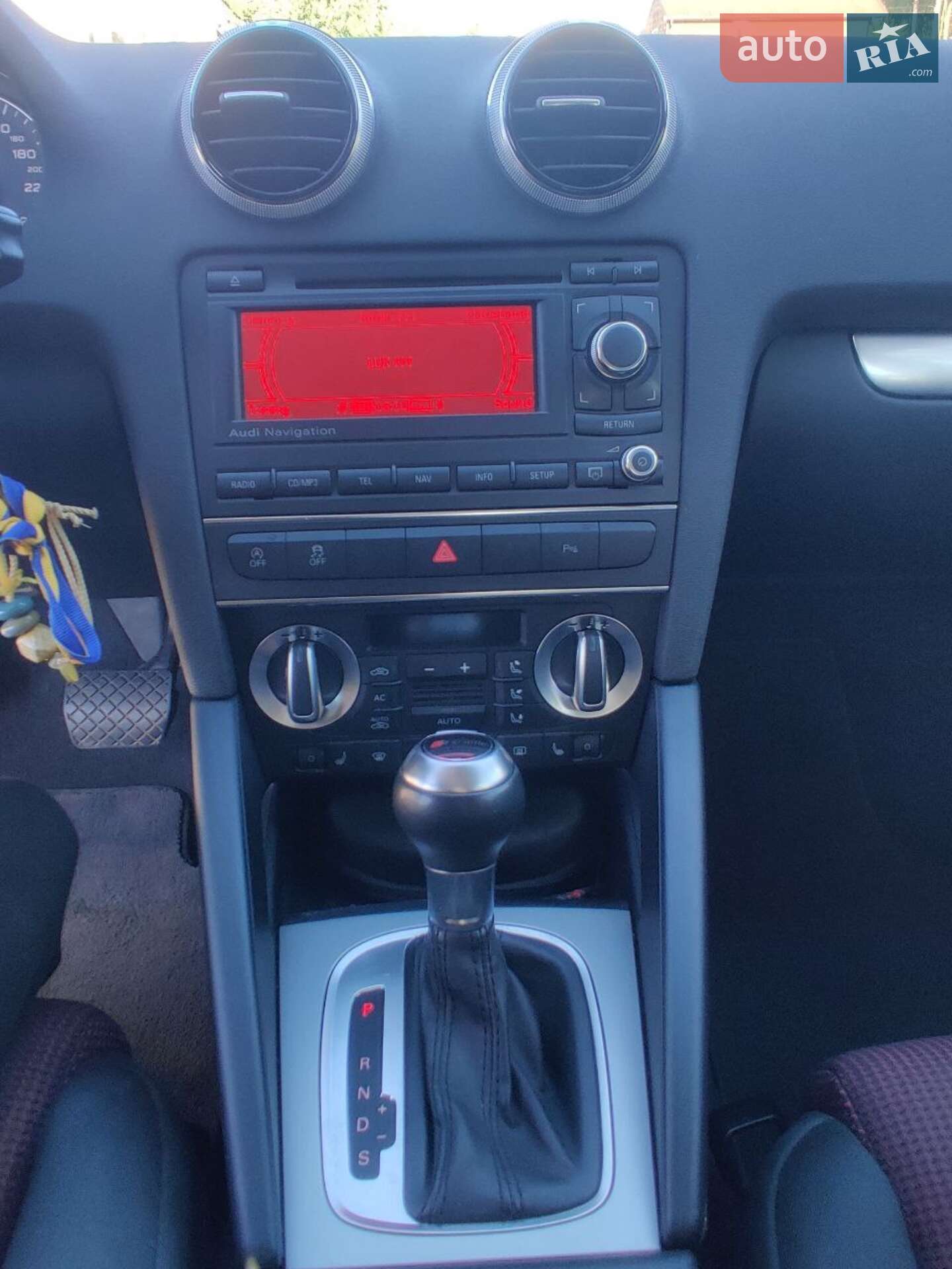 Audi A3 2012 VIN WAUZZZ8P0DA054821 фото оголошення 15 з 17