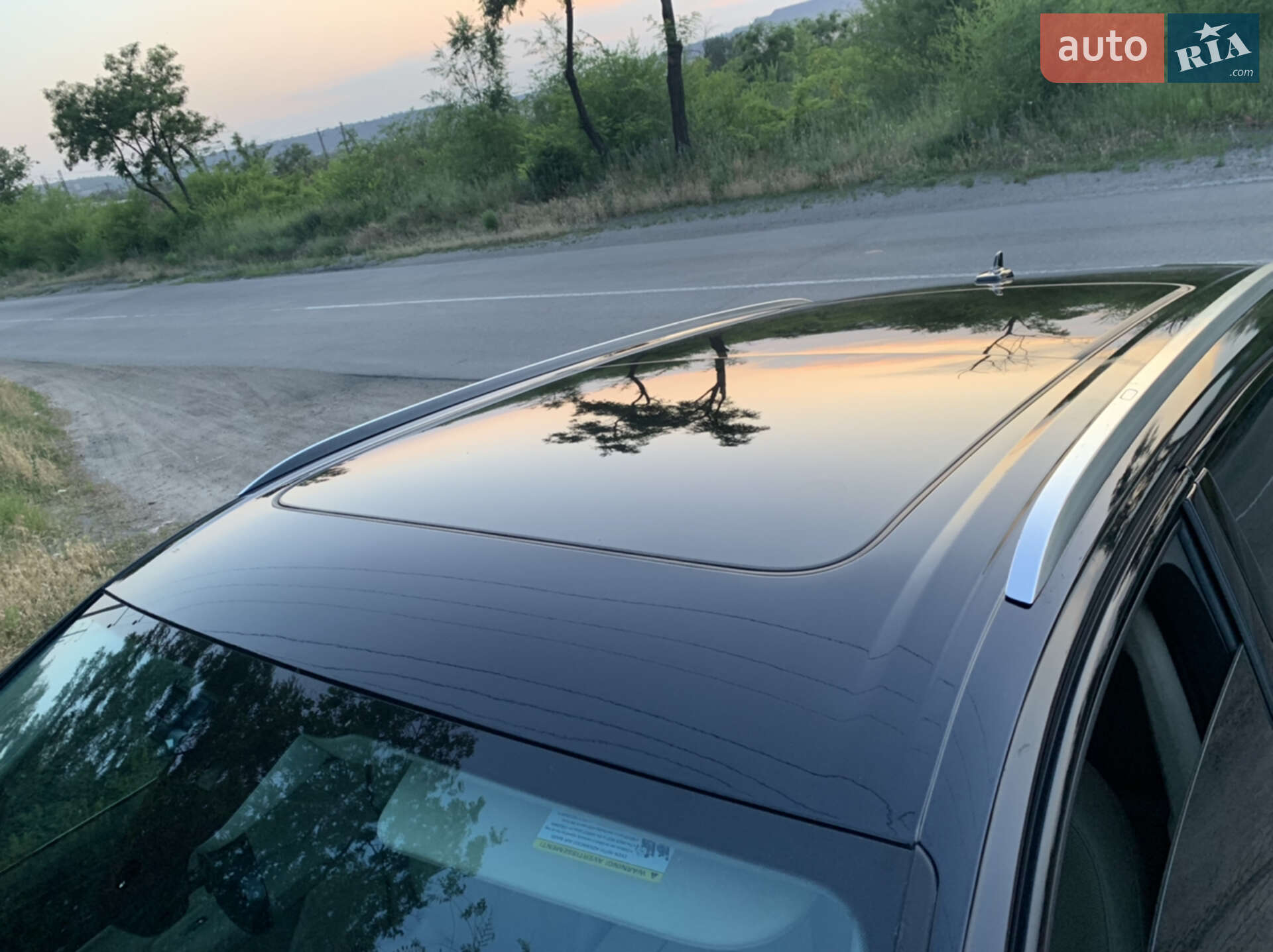 Audi Q7 2019 VIN WA1LAAF72KD030496 фото оголошення 17 з 31