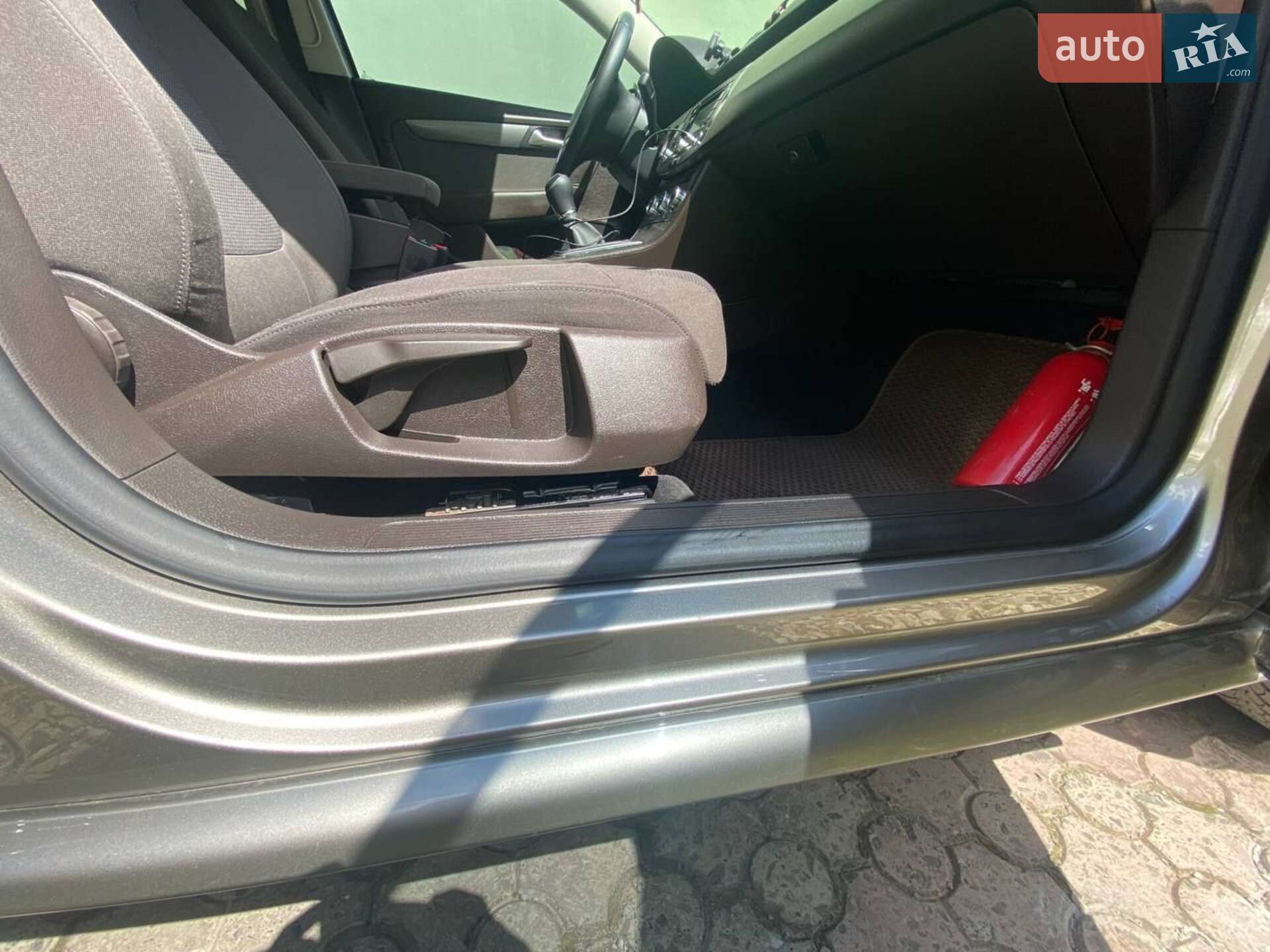 Volkswagen Passat 2014 VIN WVWZZZ3CZEE114771 фото оголошення 24 з 44