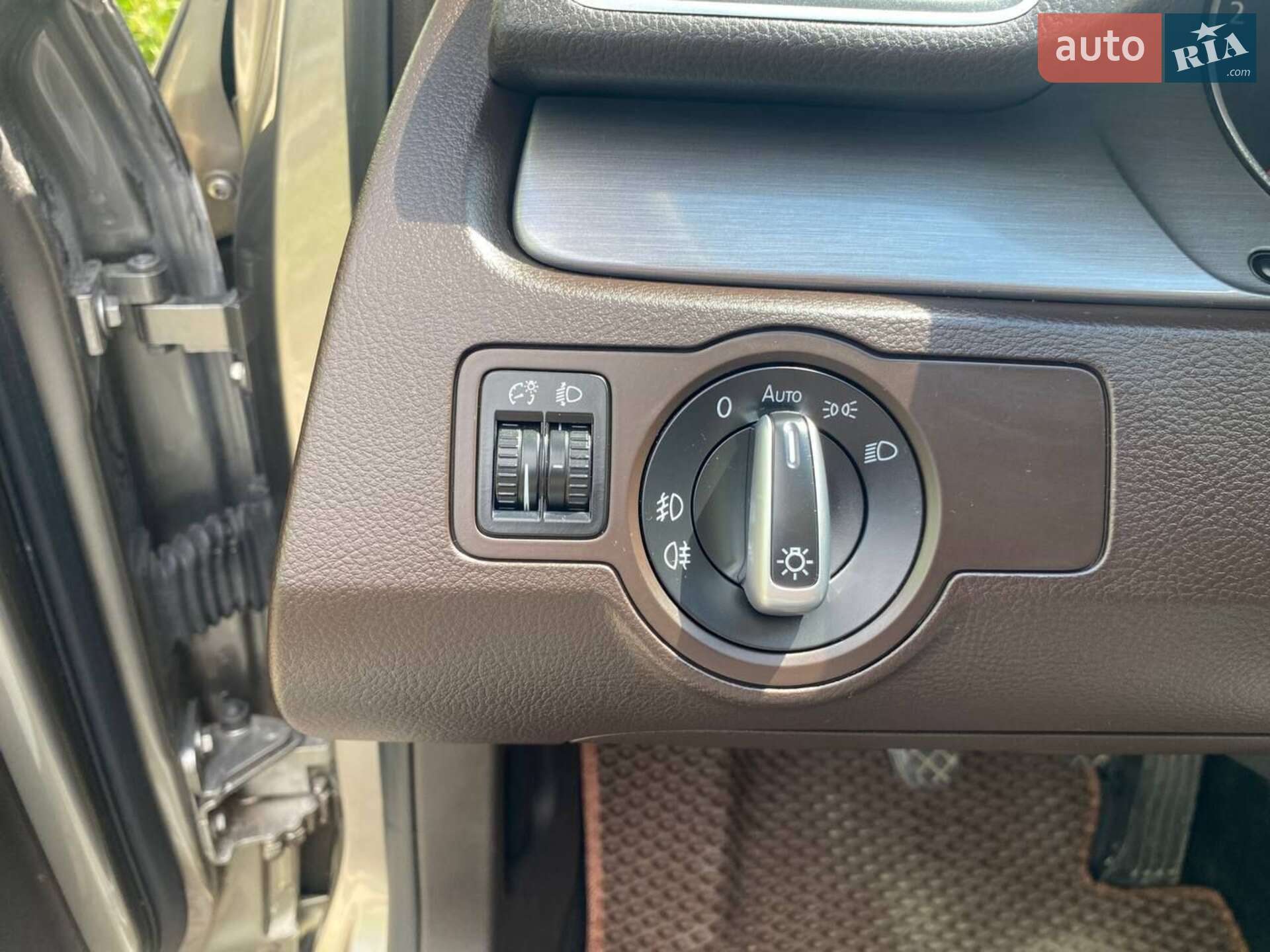 Volkswagen Passat 2014 VIN WVWZZZ3CZEE114771 фото оголошення 34 з 44