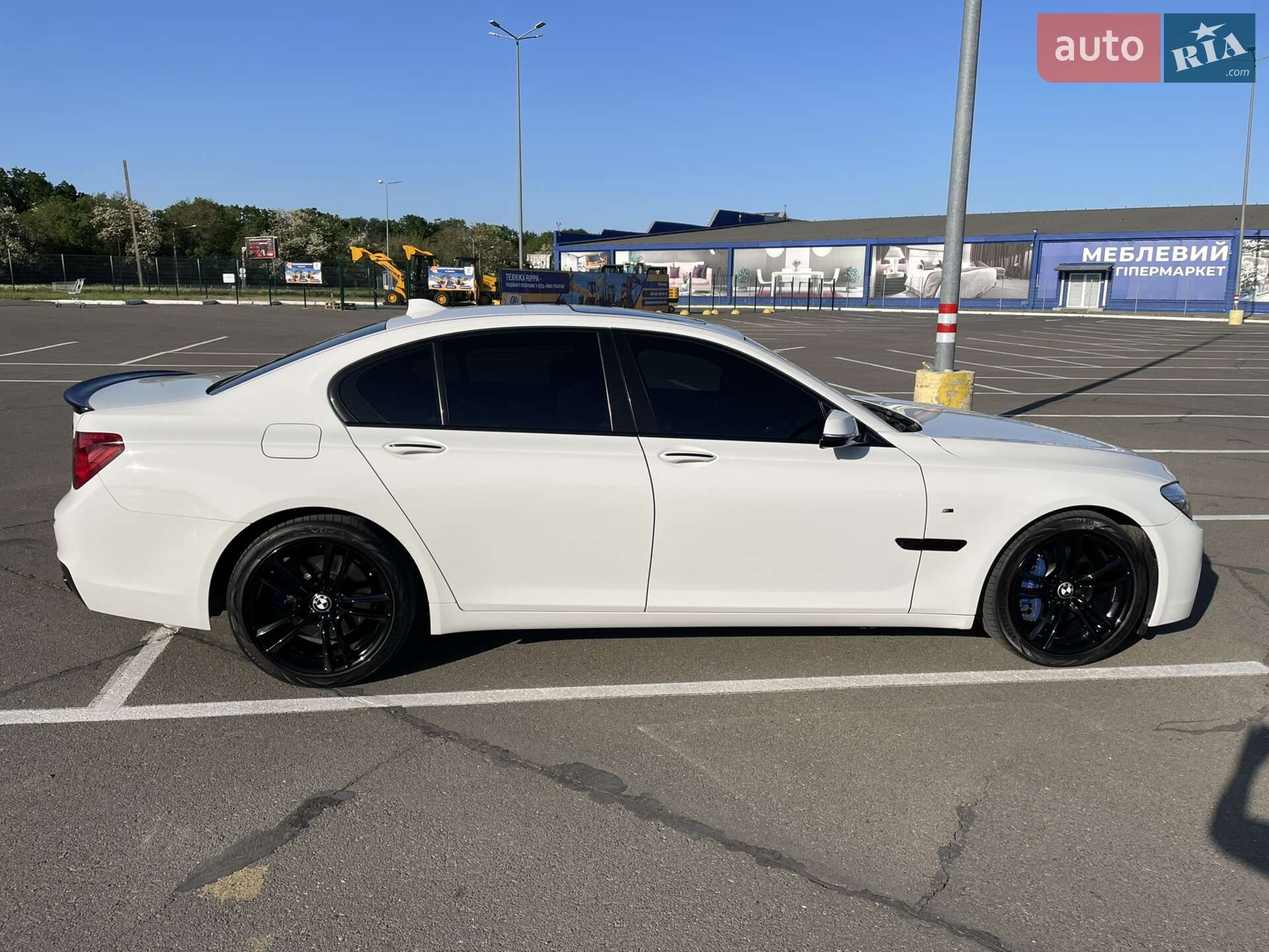 BMW 7 Series 2013 VIN WBAYA6C56DD143895 фото оголошення 18 з 68