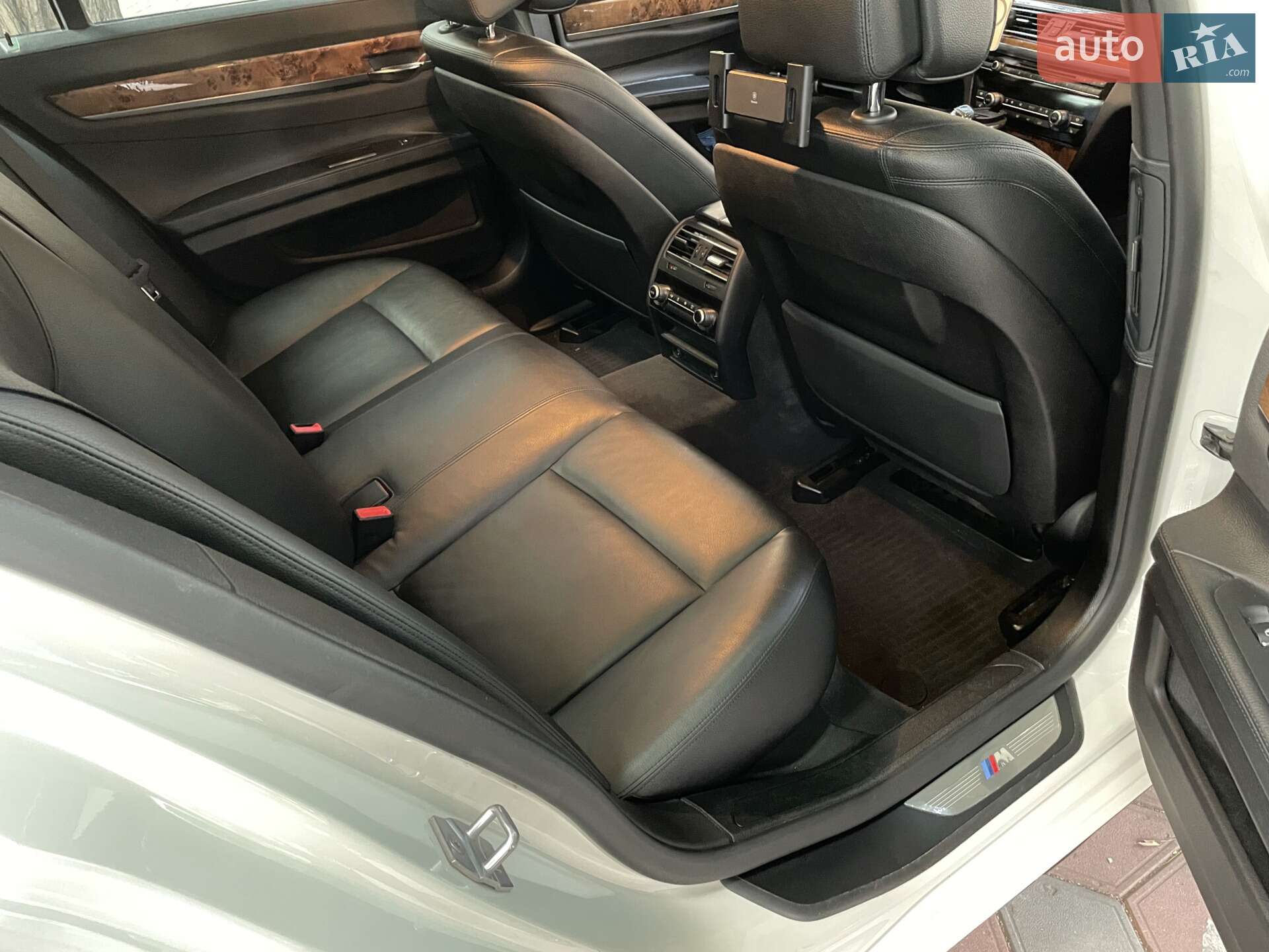 BMW 7 Series 2013 VIN WBAYA6C56DD143895 фото оголошення 50 з 68