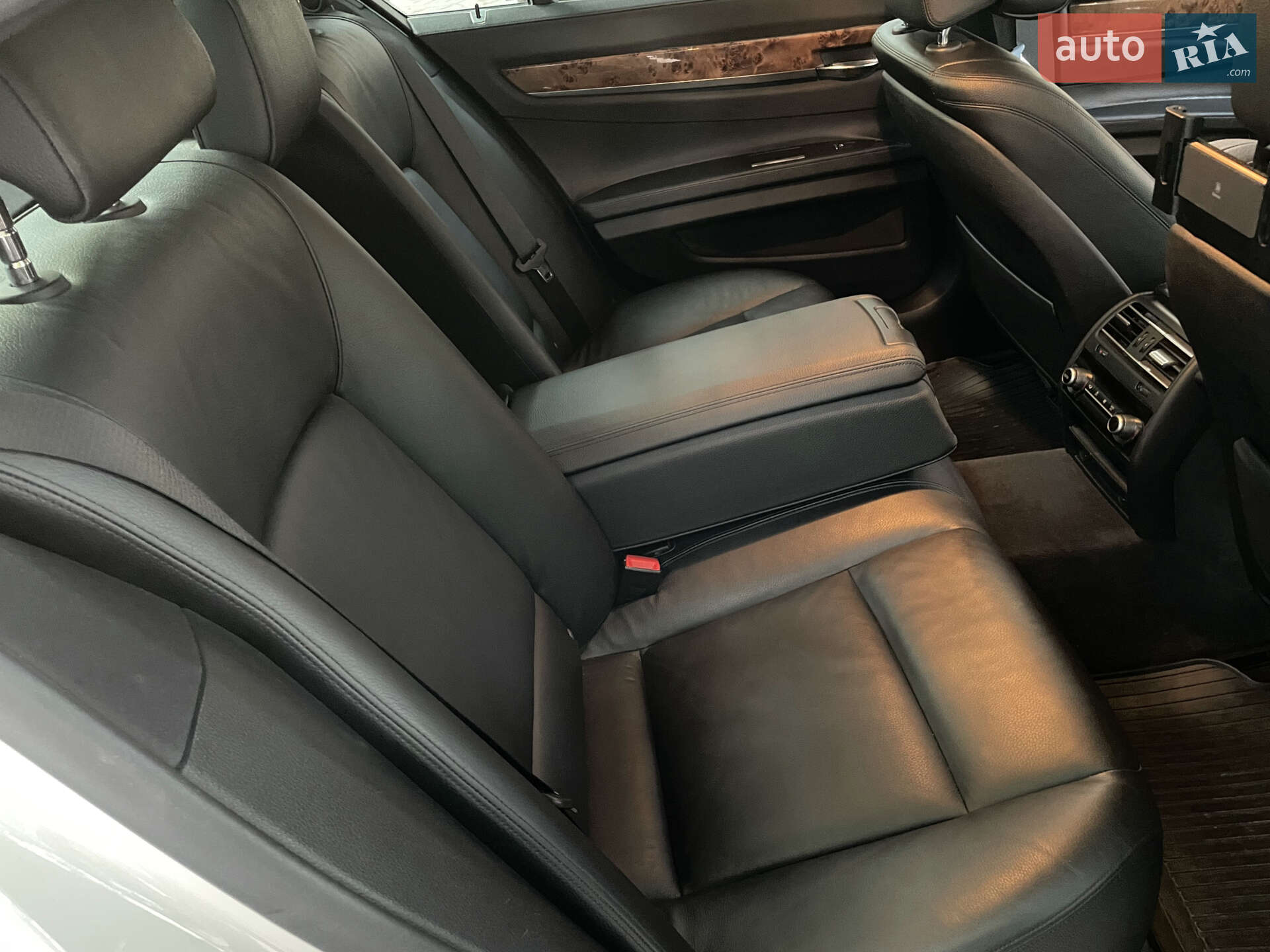 BMW 7 Series 2013 VIN WBAYA6C56DD143895 фото оголошення 51 з 68