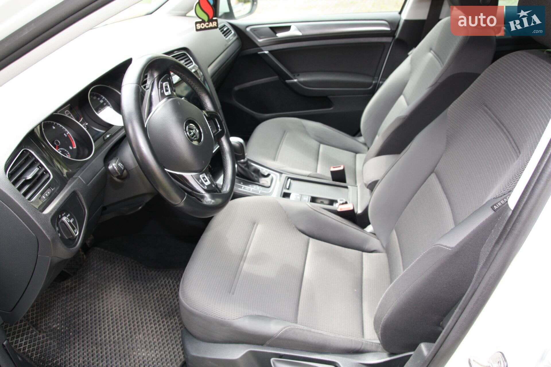 Volkswagen Golf 2017 VIN WVWZZZAUZJP559364 фото оголошення 10 з 29