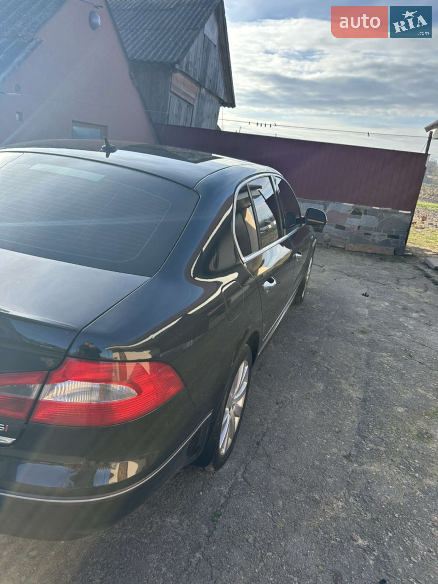 Skoda Superb 2010 VIN TMBAB43T6BB300158 фото оголошення 4 з 25