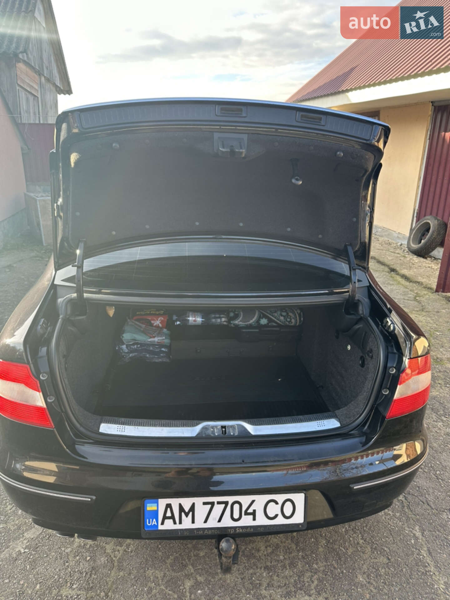 Skoda Superb 2010 VIN TMBAB43T6BB300158 фото оголошення 20 з 25