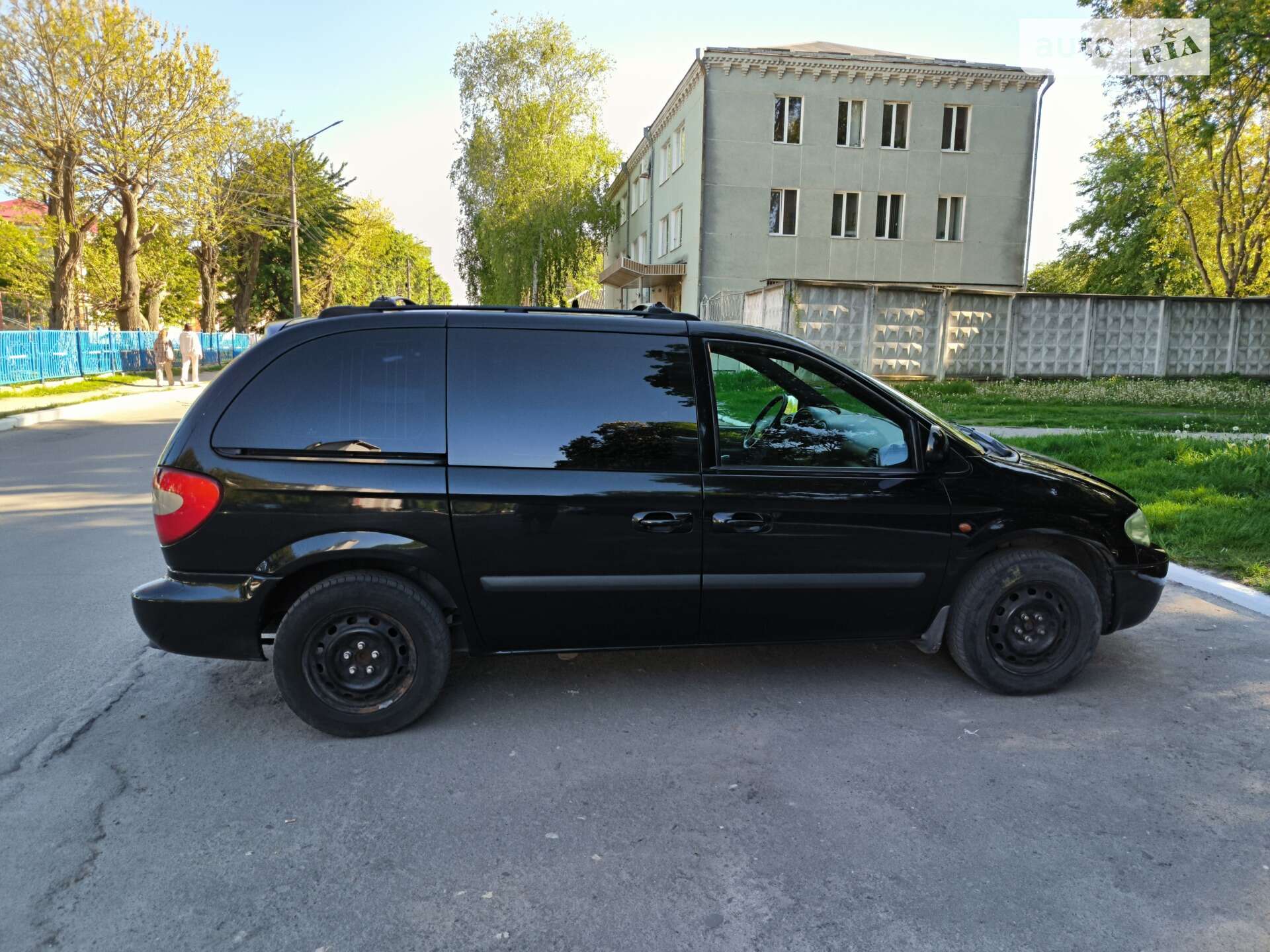 Chrysler Voyager 2005 VIN 1A8GYB2546Y107115 фото оголошення 5 з 22