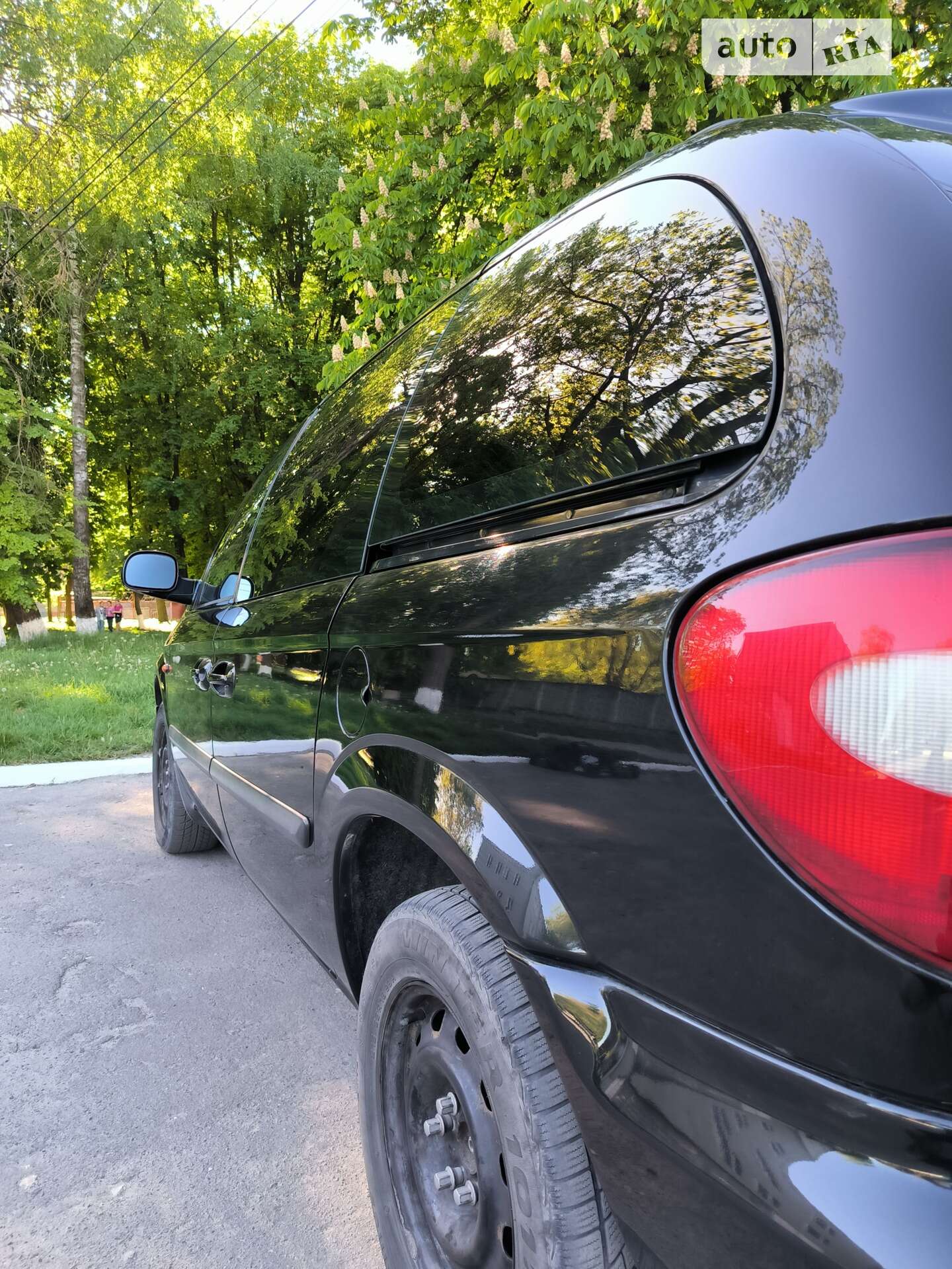 Chrysler Voyager 2005 VIN 1A8GYB2546Y107115 фото оголошення 8 з 22