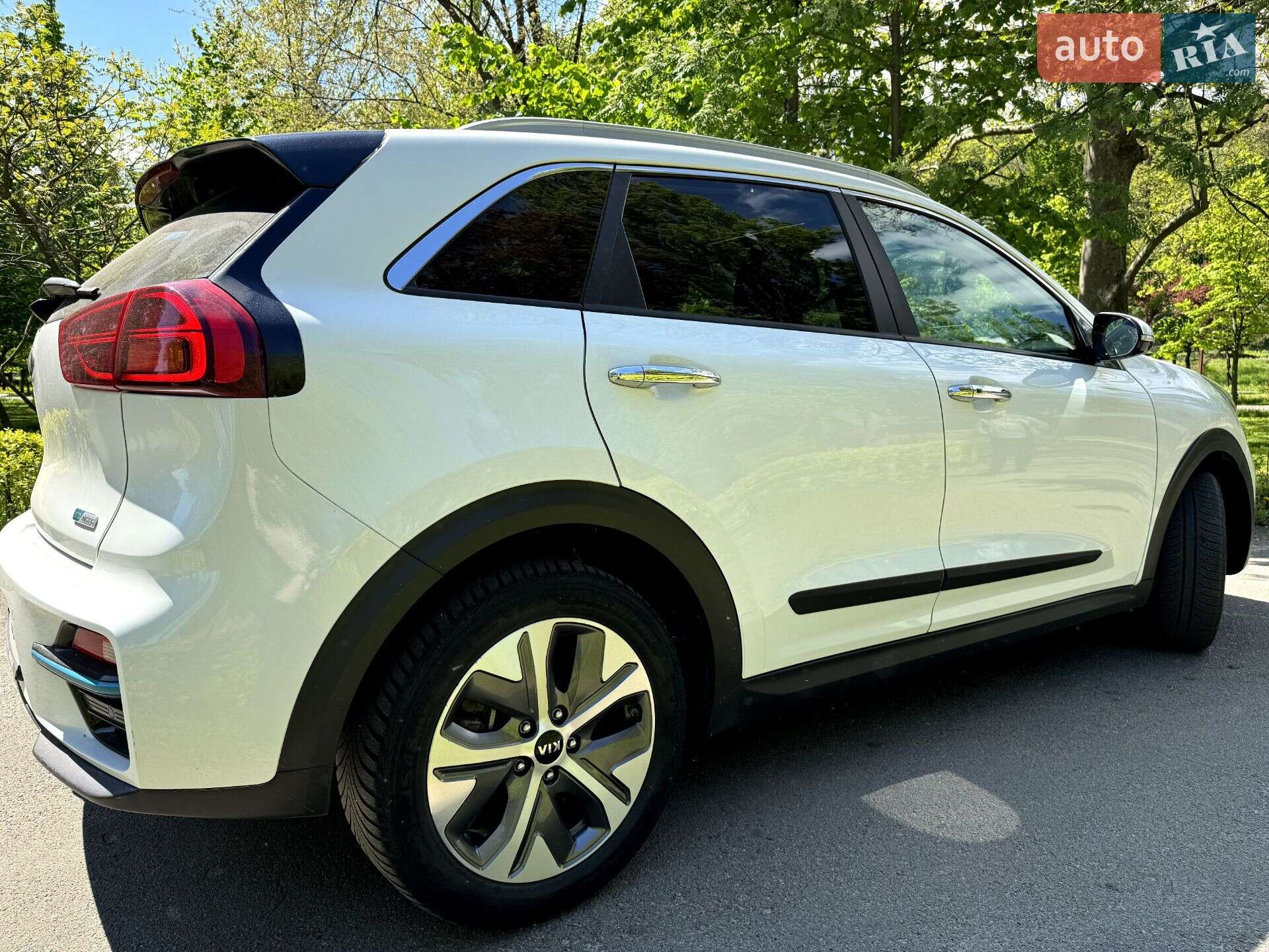 Kia Niro 2021 VIN KNACC81GFM5088051 фото оголошення 8 з 24
