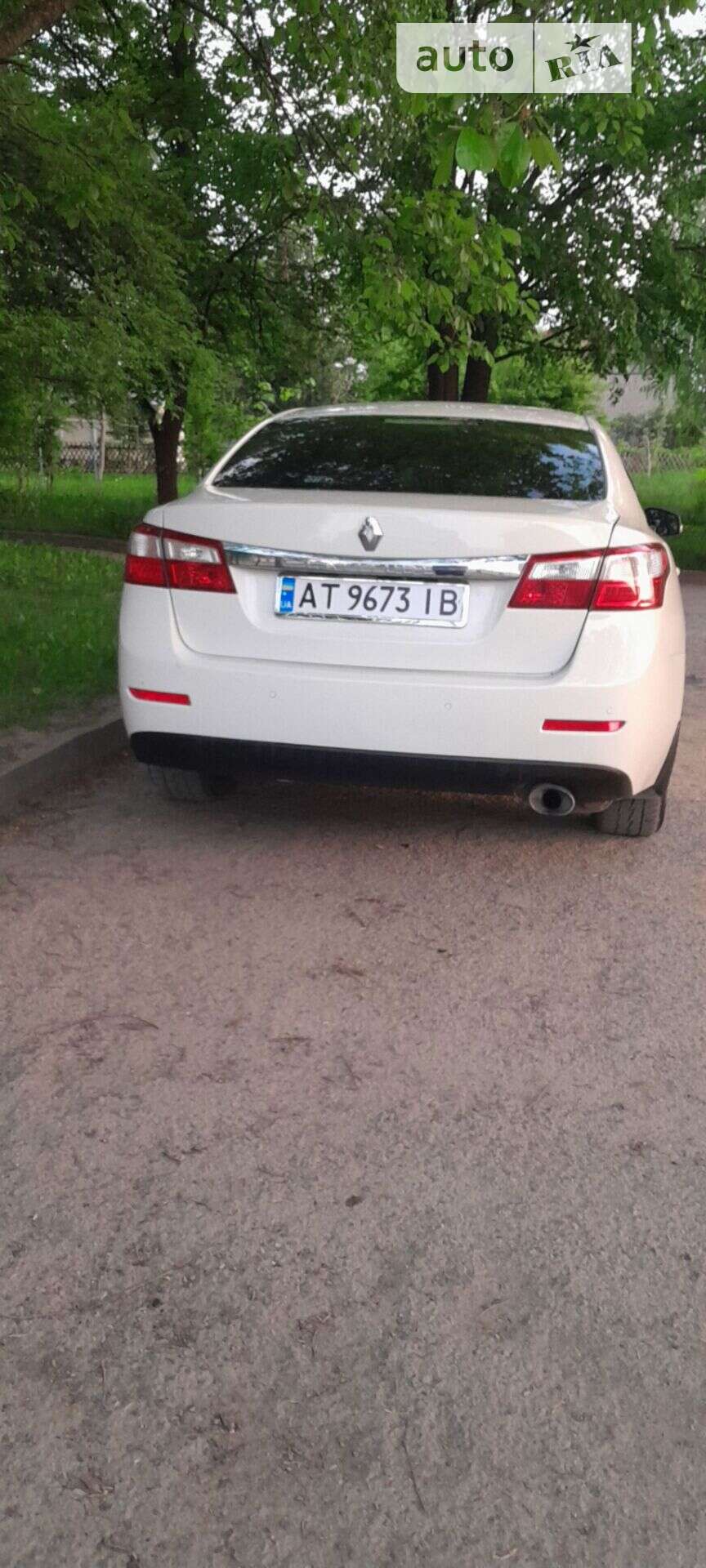 Renault Latitude 2012 VIN VF1ABL21AUC267687 фото оголошення 2 з 102