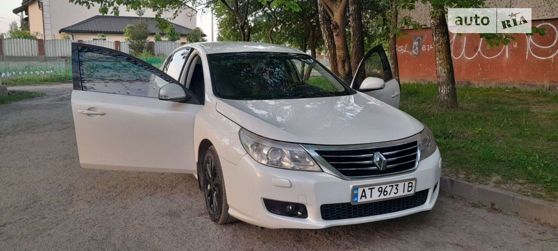 Renault Latitude 2012 VIN VF1ABL21AUC267687 фото оголошення 19 з 102