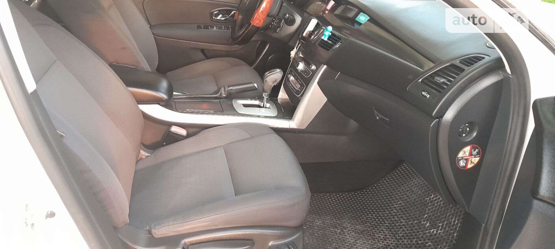 Renault Latitude 2012 VIN VF1ABL21AUC267687 фото оголошення 26 з 102