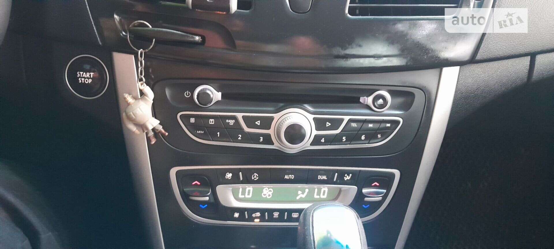 Renault Latitude 2012 VIN VF1ABL21AUC267687 фото оголошення 35 з 102