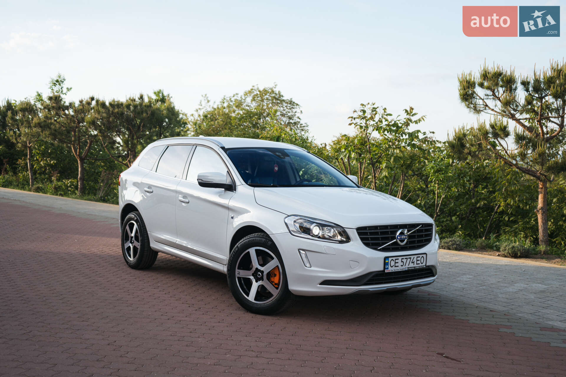 Volvo Xc60 2016 VIN YV1DZA5C6G2917193 фото оголошення 2 з 34