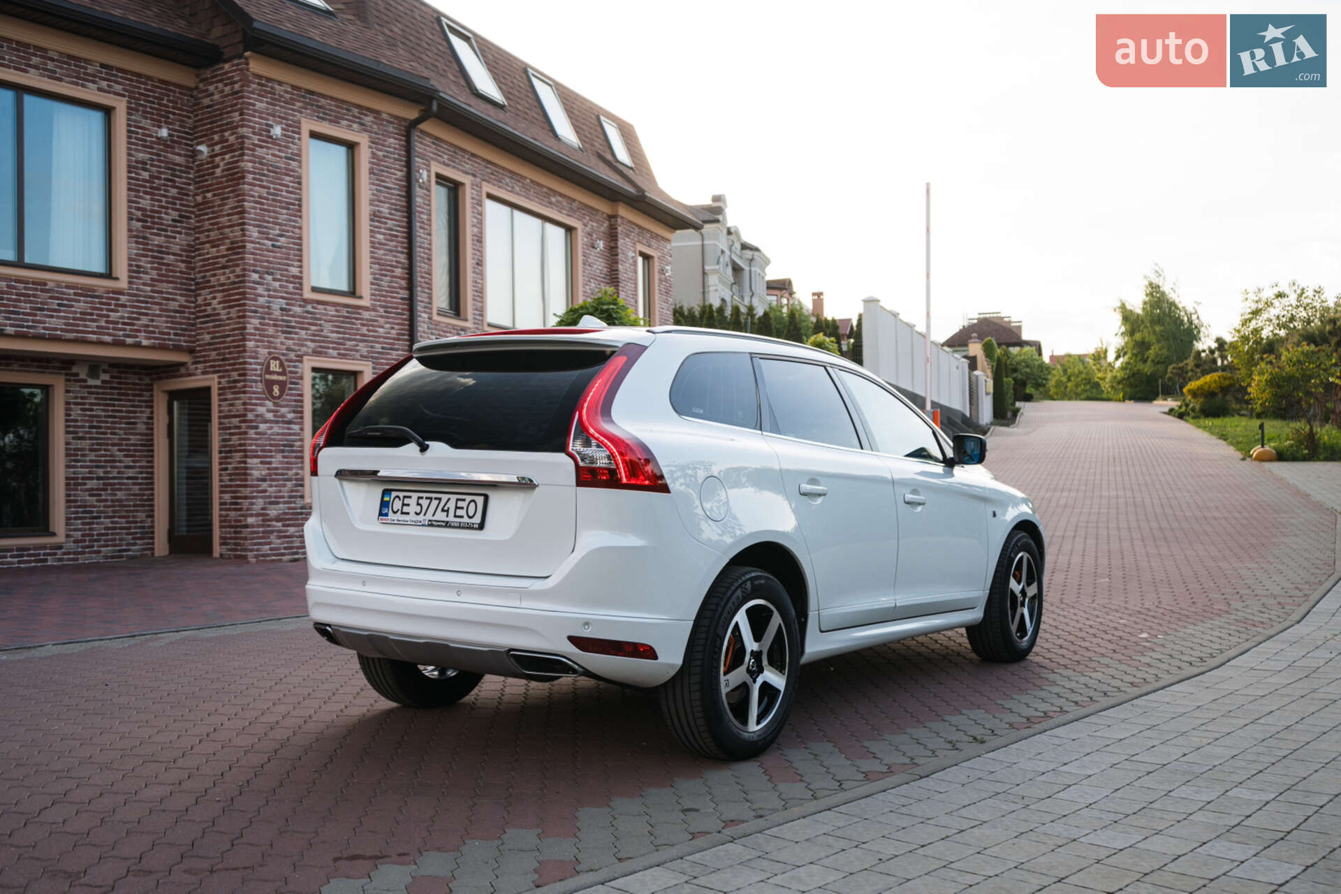 Volvo Xc60 2016 VIN YV1DZA5C6G2917193 фото оголошення 5 з 34