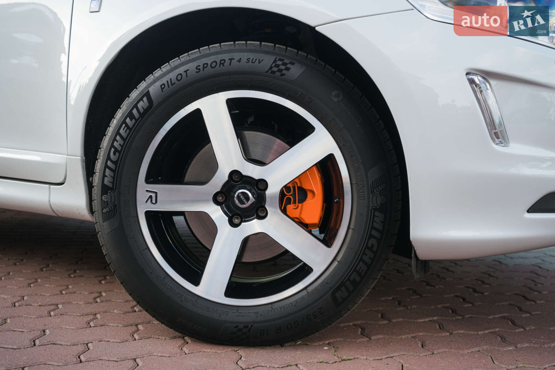 Volvo Xc60 2016 VIN YV1DZA5C6G2917193 фото оголошення 10 з 34