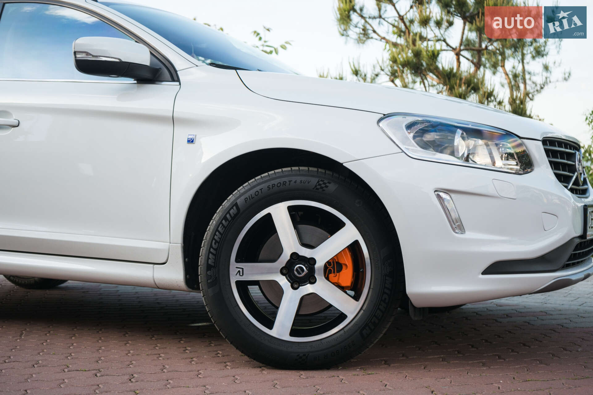 Volvo Xc60 2016 VIN YV1DZA5C6G2917193 фото оголошення 9 з 34