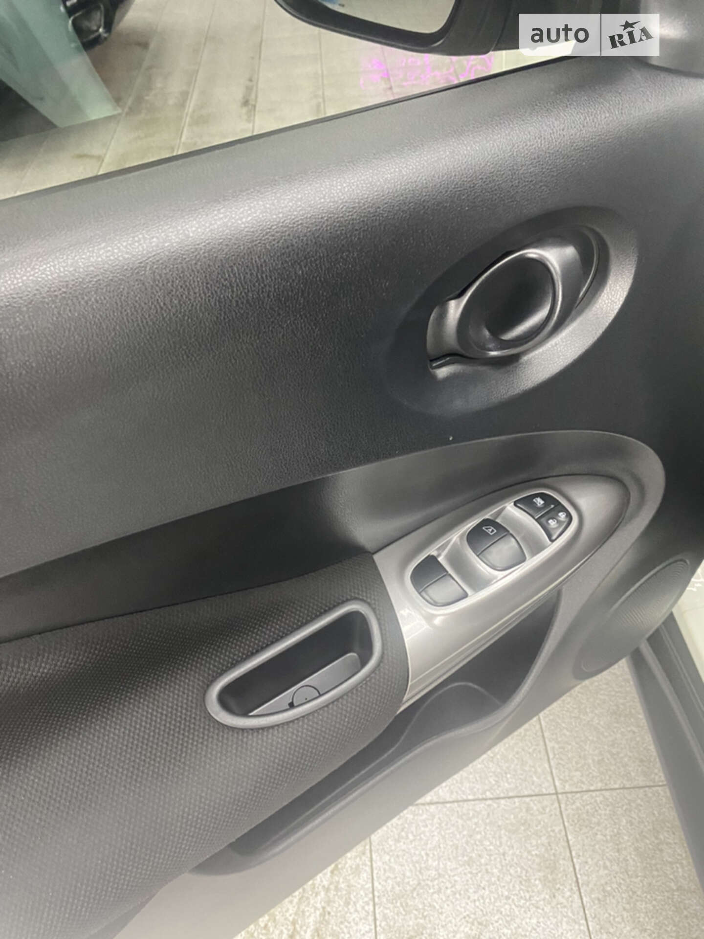 Nissan Juke 2018 VIN SJNFBAF15U8033515 фото оголошення 11 з 18