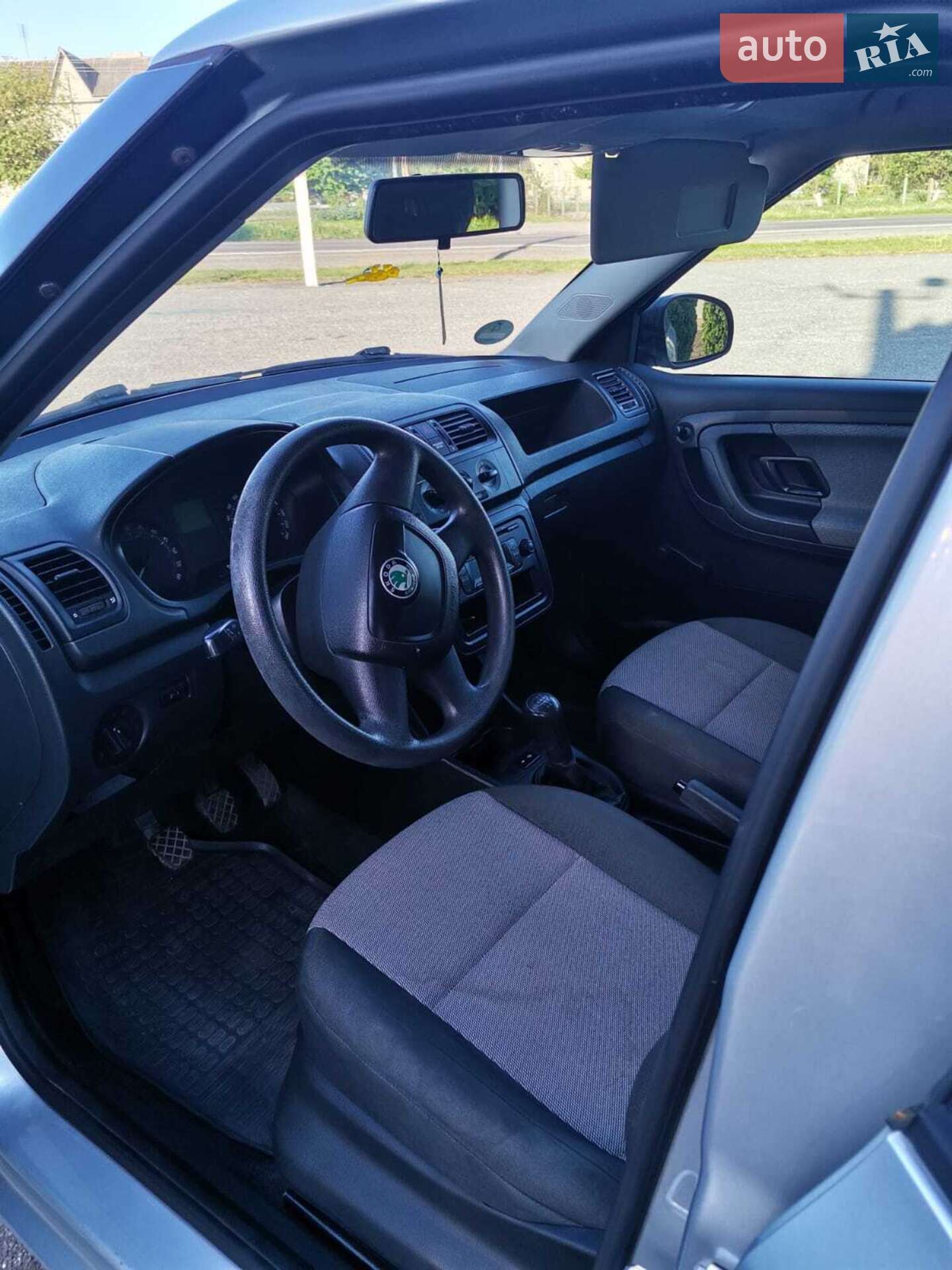 Skoda Fabia 2010 VIN TMBJJ25J2B3081292 фото оголошення 5 з 9