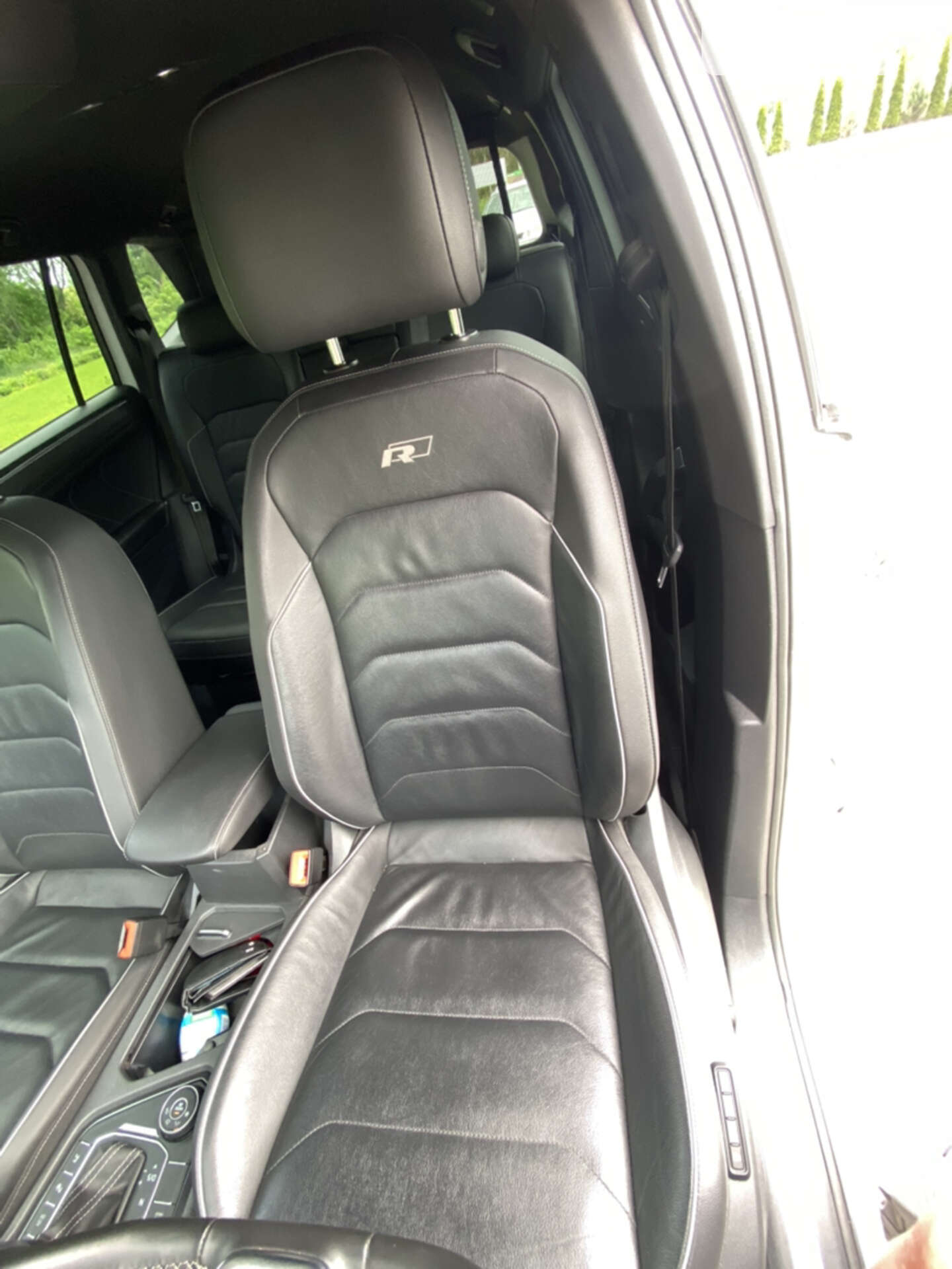 Volkswagen Tiguan 2019 VIN WVGZZZ5NZLM049840 фото оголошення 17 з 35