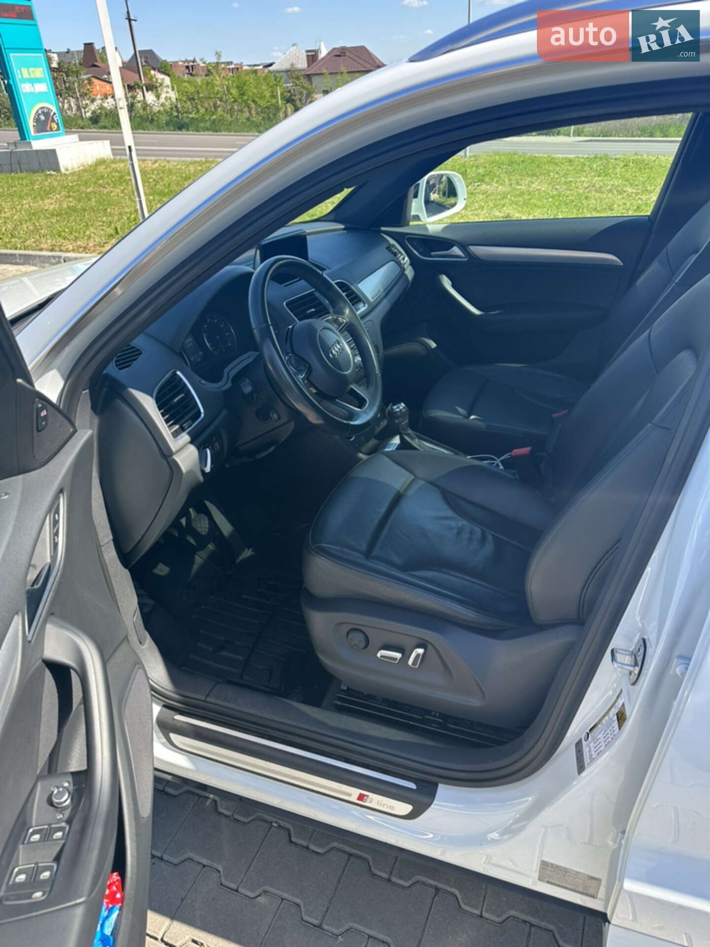 Audi Q3 2017 VIN WA1JCCFS1JR005284 фото оголошення 9 з 9