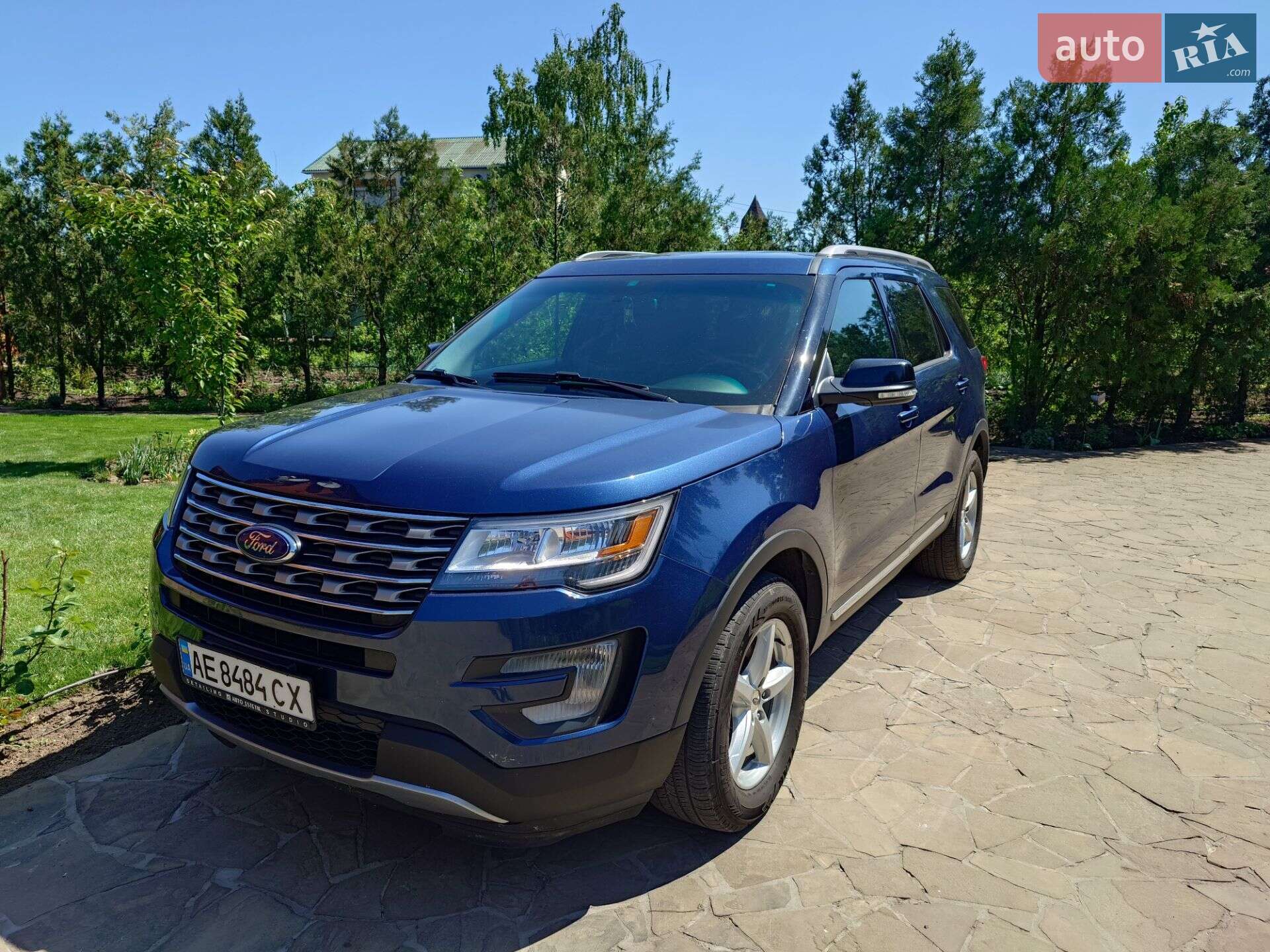 Ford Explorer 2017 VIN 1FM5K8D85HGC90121 фото оголошення 8 з 15