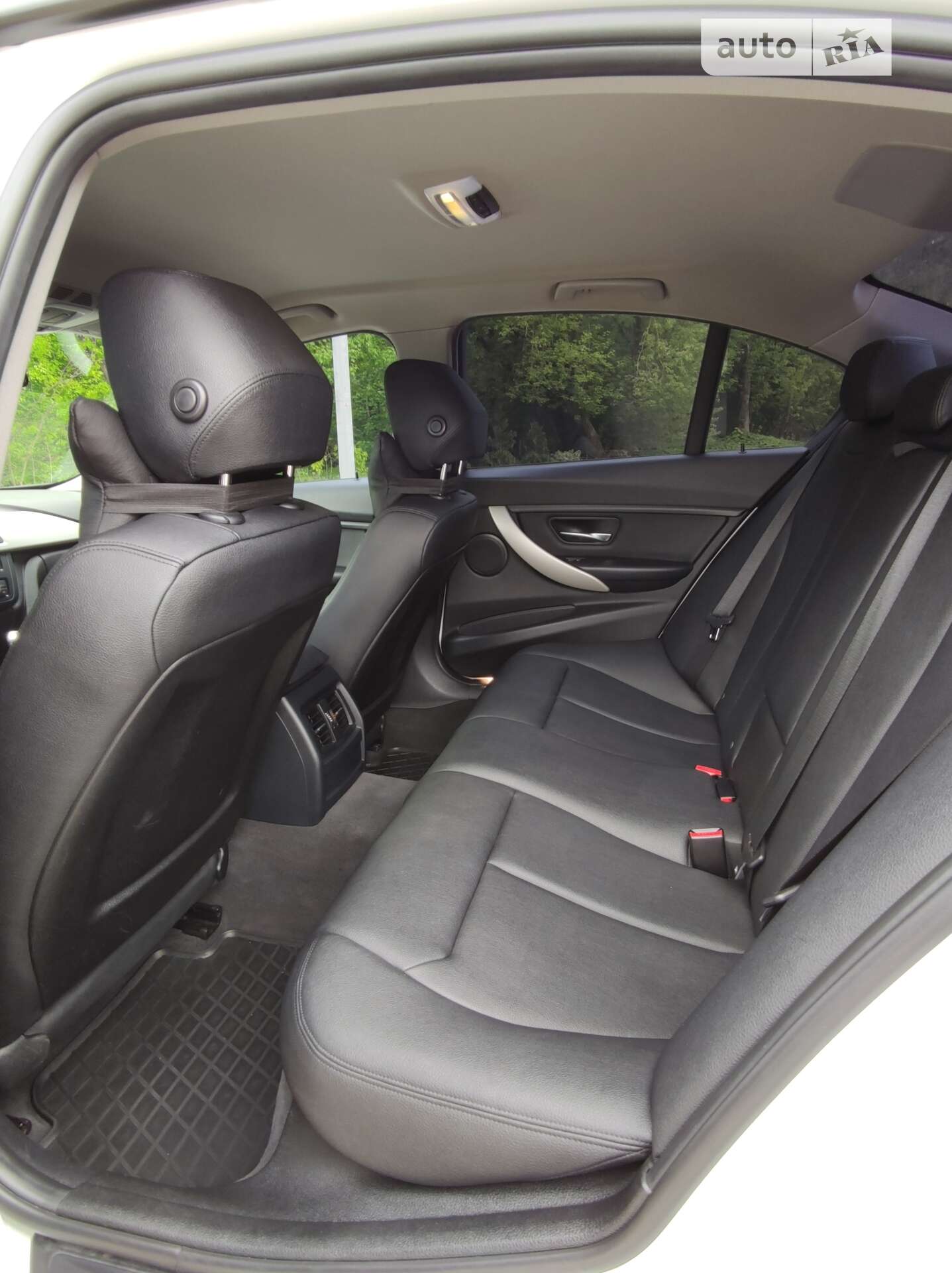 BMW 3 Series 2015 VIN WBA3C3G51FNS75747 фото оголошення 22 з 25