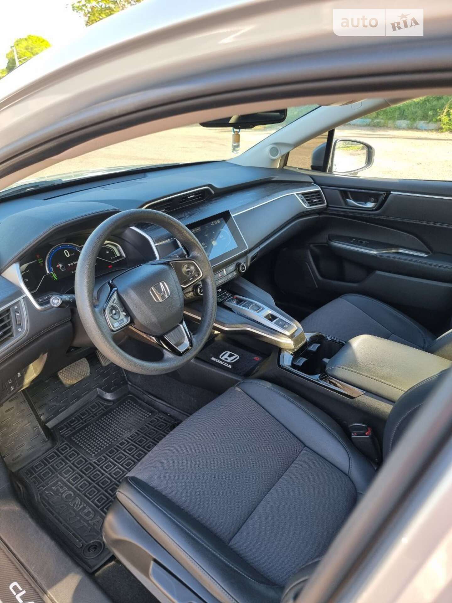 Honda Clarity 2018 VIN JHMZC5F17JC007053 фото оголошення 21 з 25